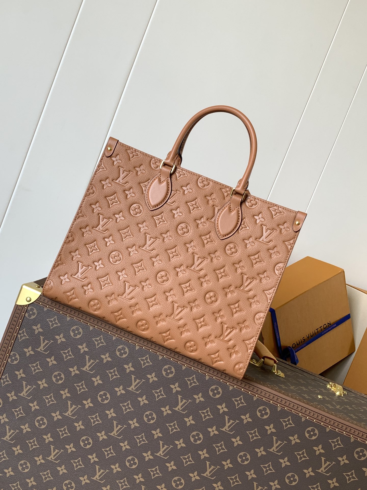 M12775 LV OnTheGo medium handbag - 图片 5
