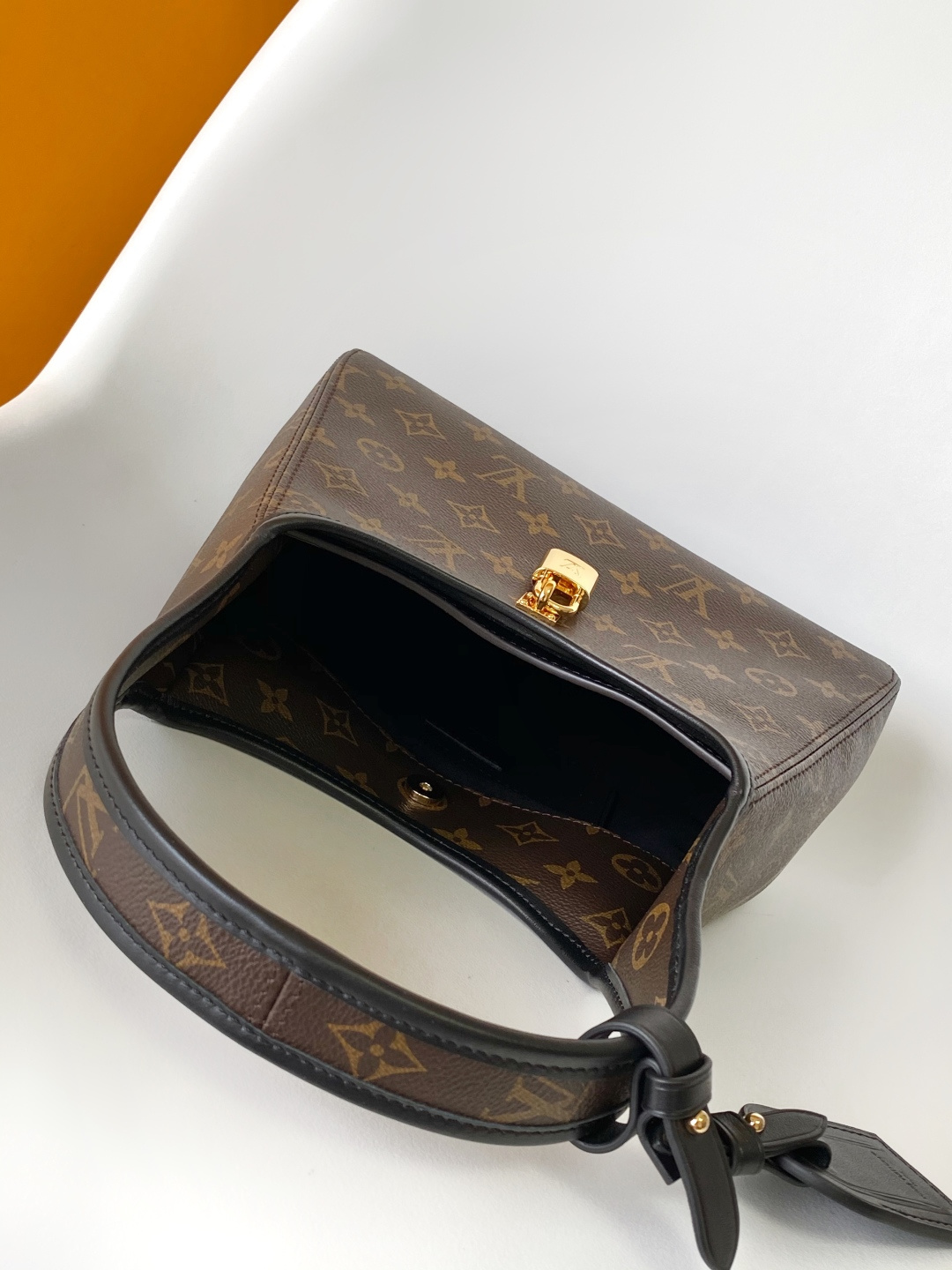 M12940 LV The Drop small Bag - 图片 9