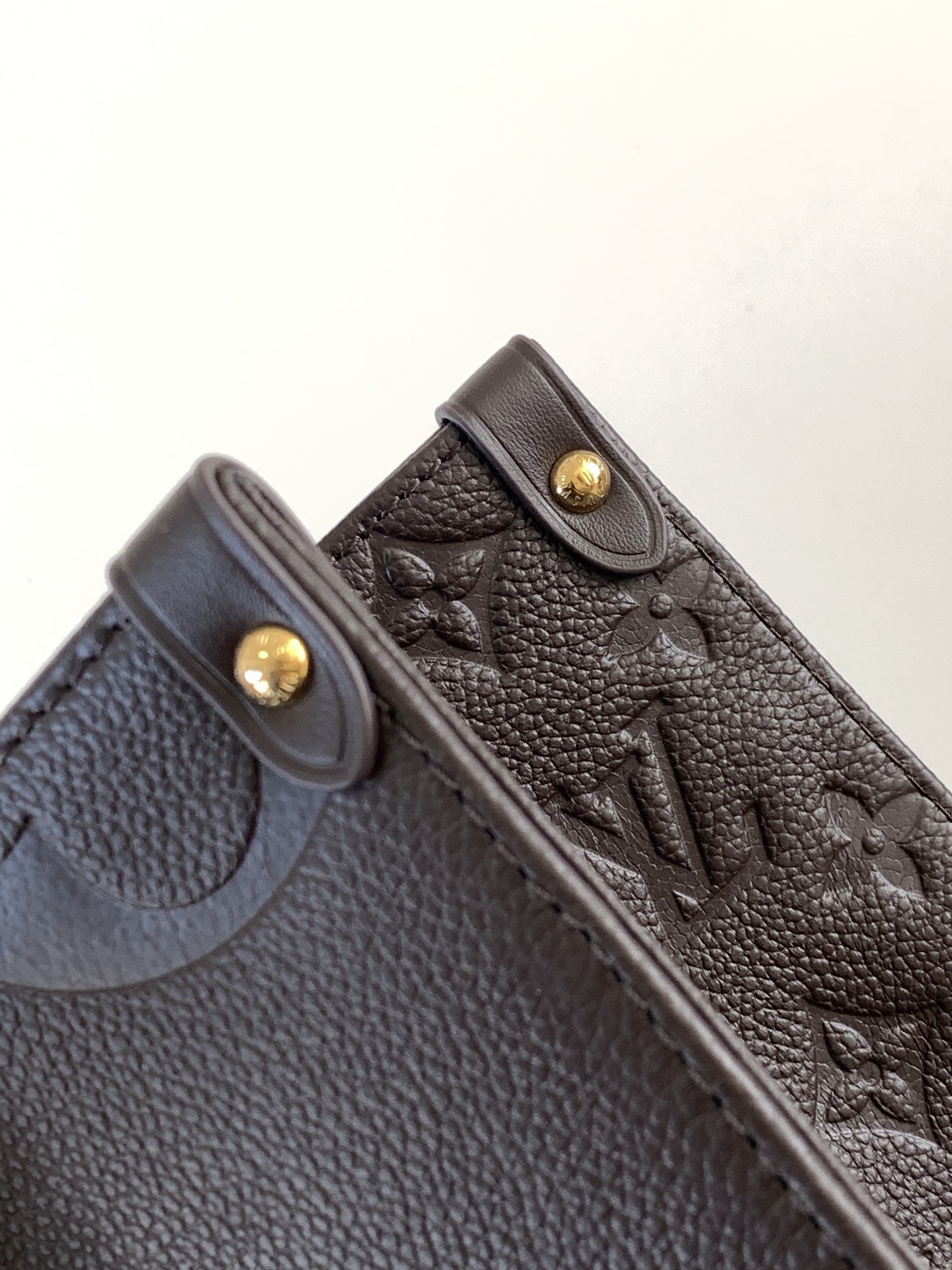 M12967 LV OnTheGo medium handbag - 图片 9
