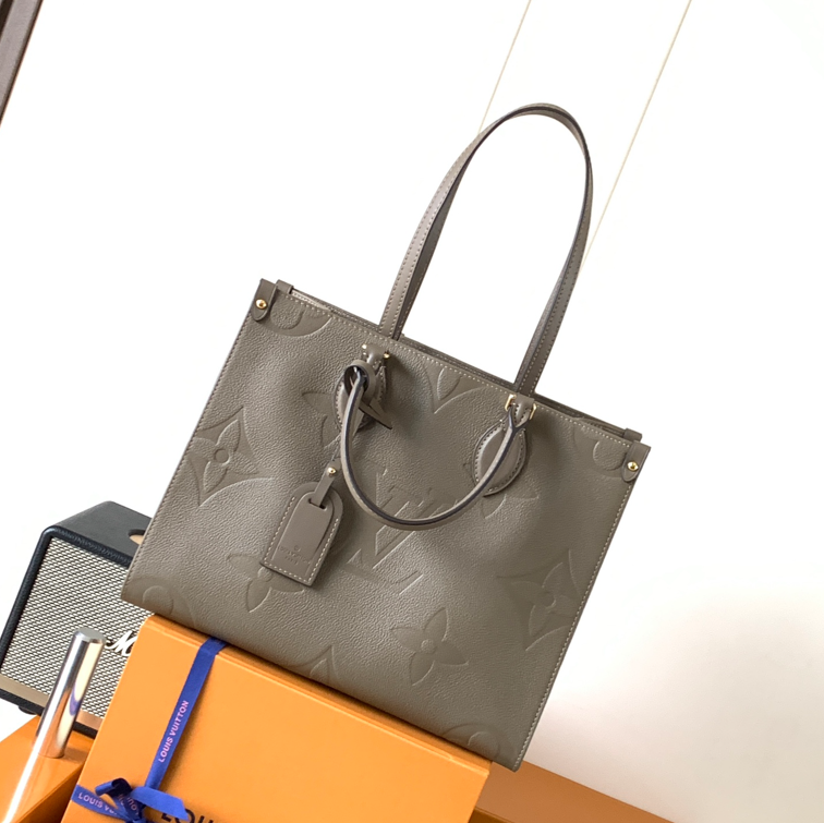 M25523 LV OnTheGo medium handbag