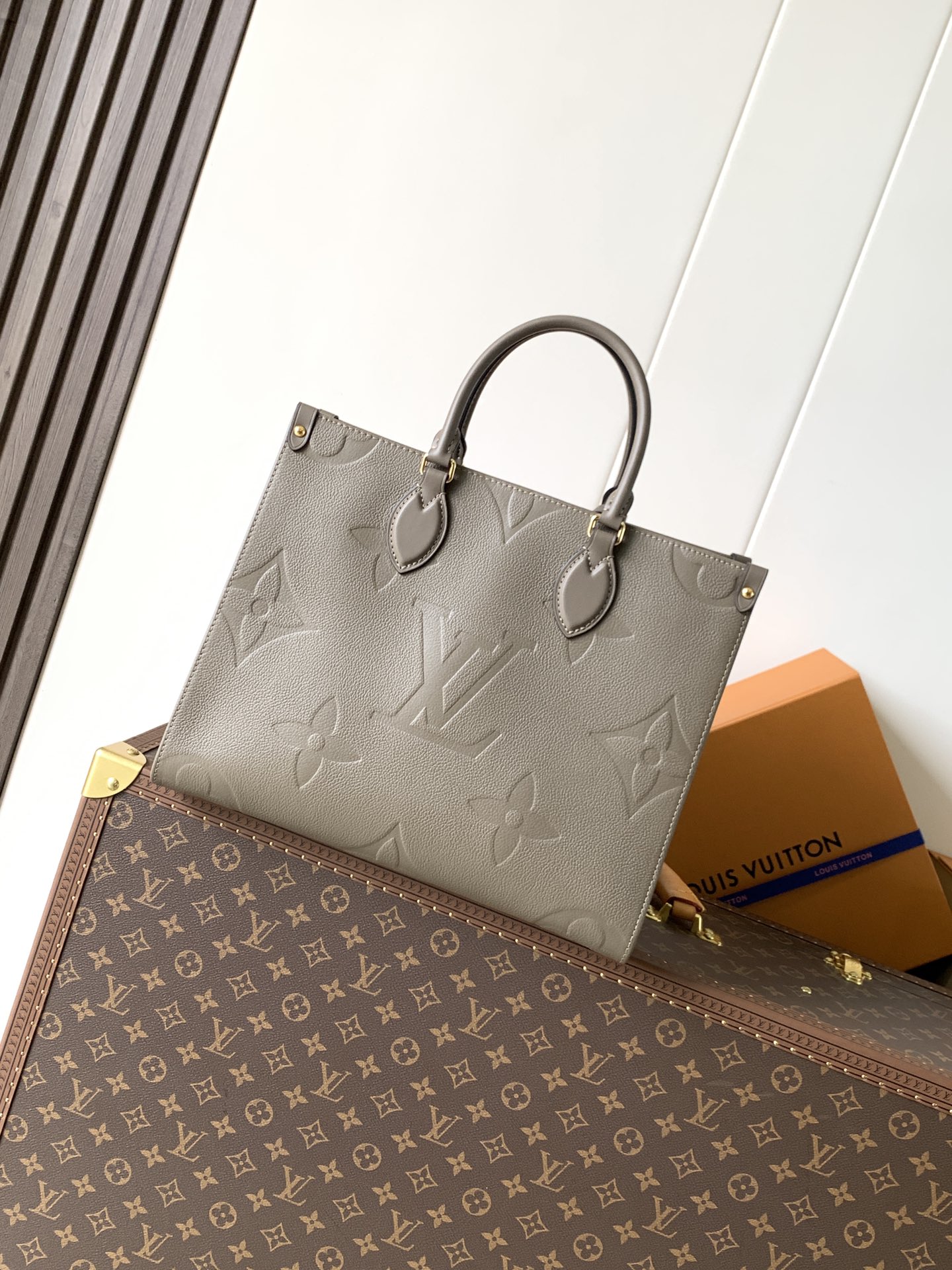 M25523 LV OnTheGo medium handbag - 图片 5