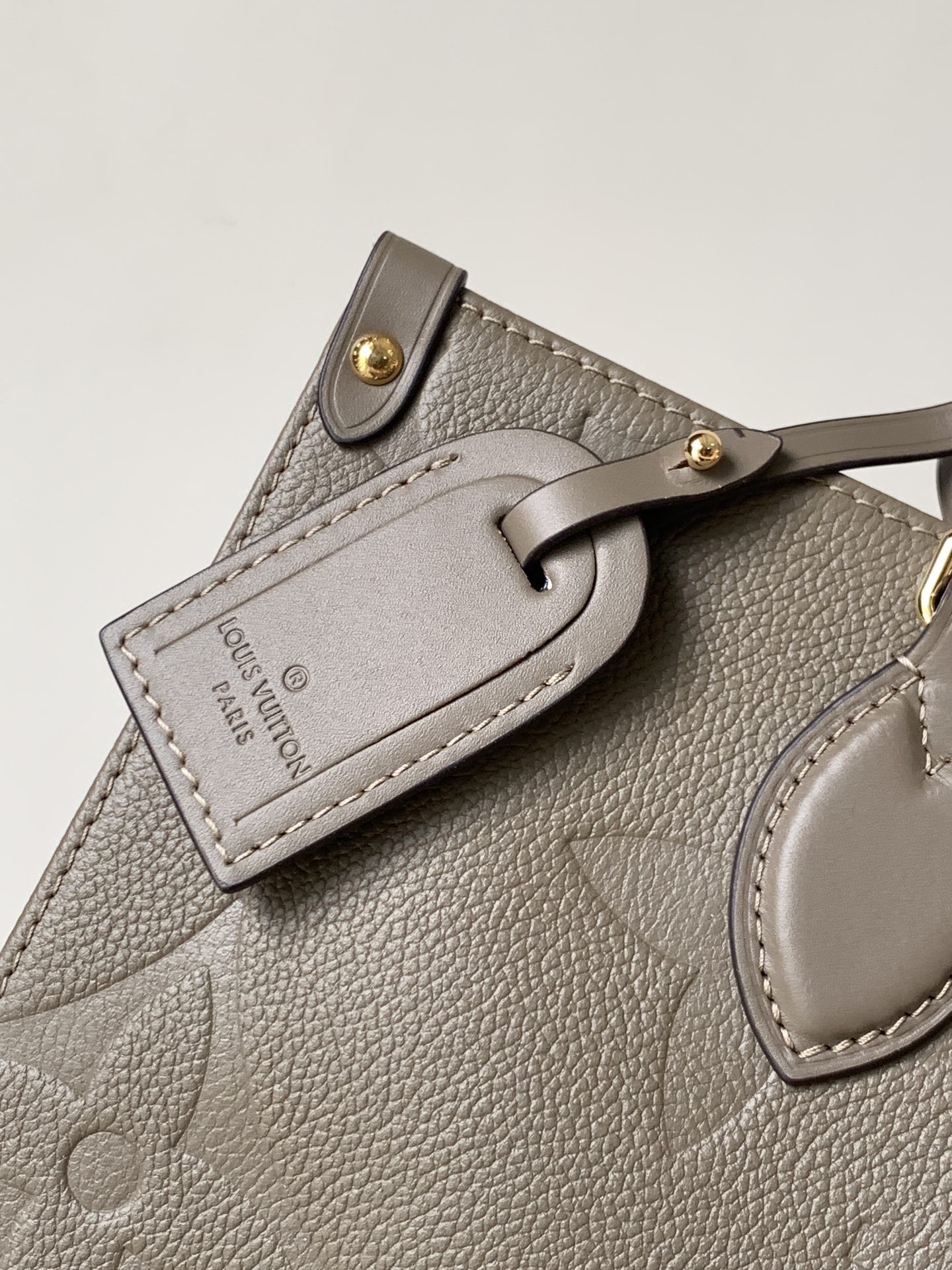 M25523 LV OnTheGo medium handbag - 图片 7