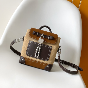 M26128 LV Steamer 15 handbag