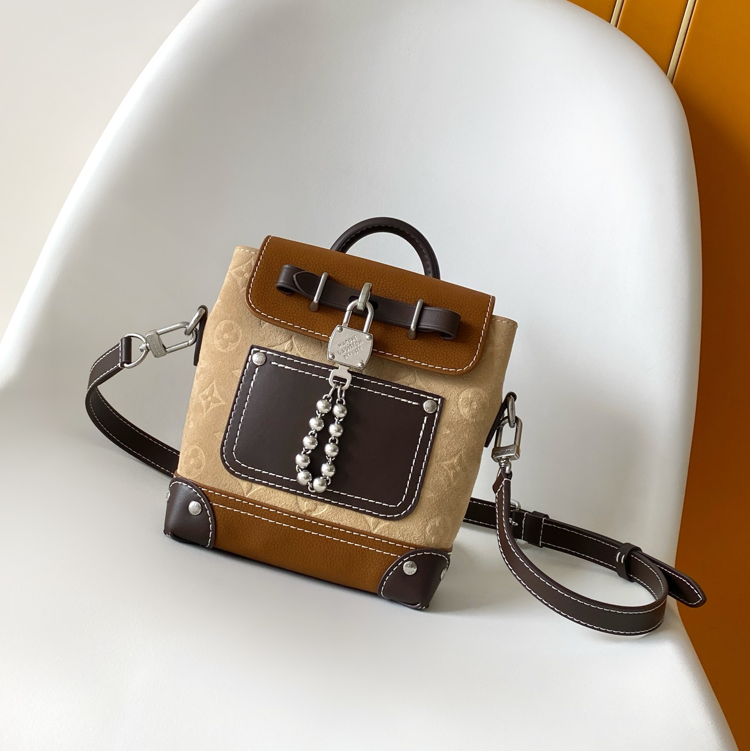 M26128 LV Steamer 15 handbag