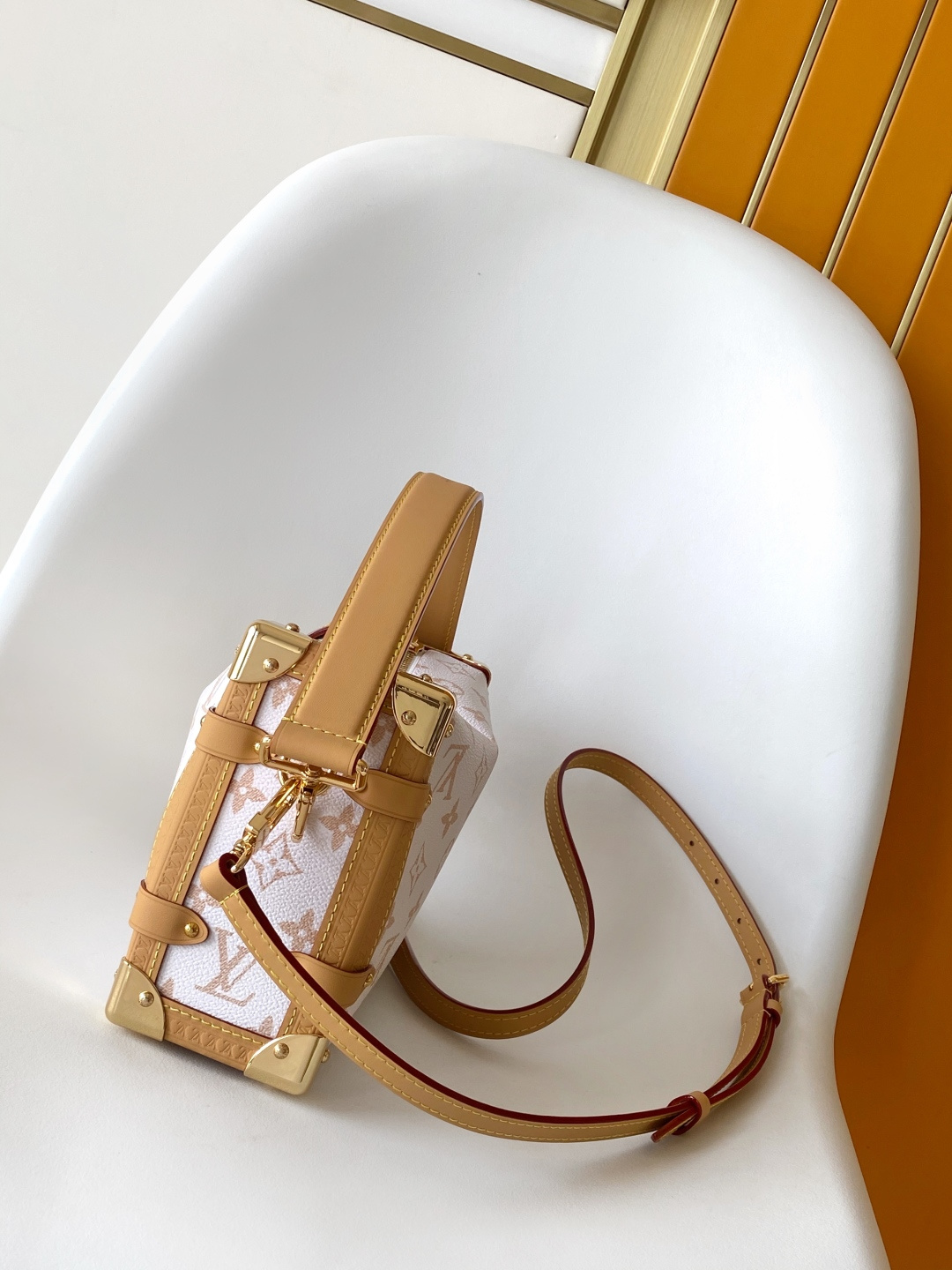 M26287 LV Side Trunk handbag - 图片 3