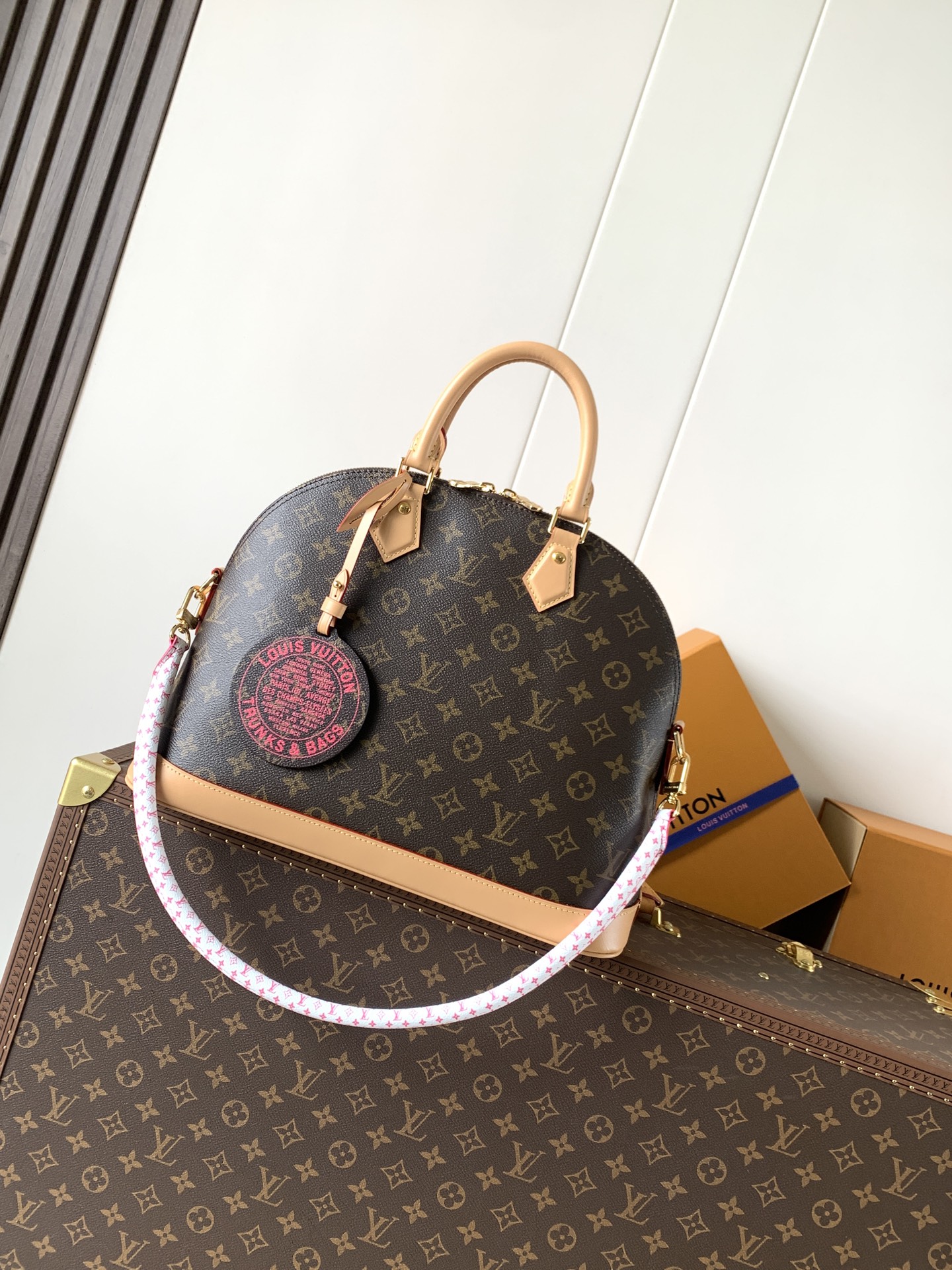 M27327 LV Alma Soft medium handbag - 图片 3