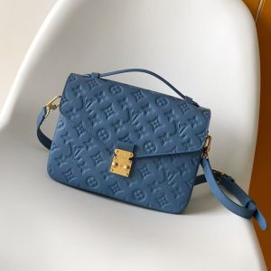 M27357 LV POCHETTE MÉTIS handbag