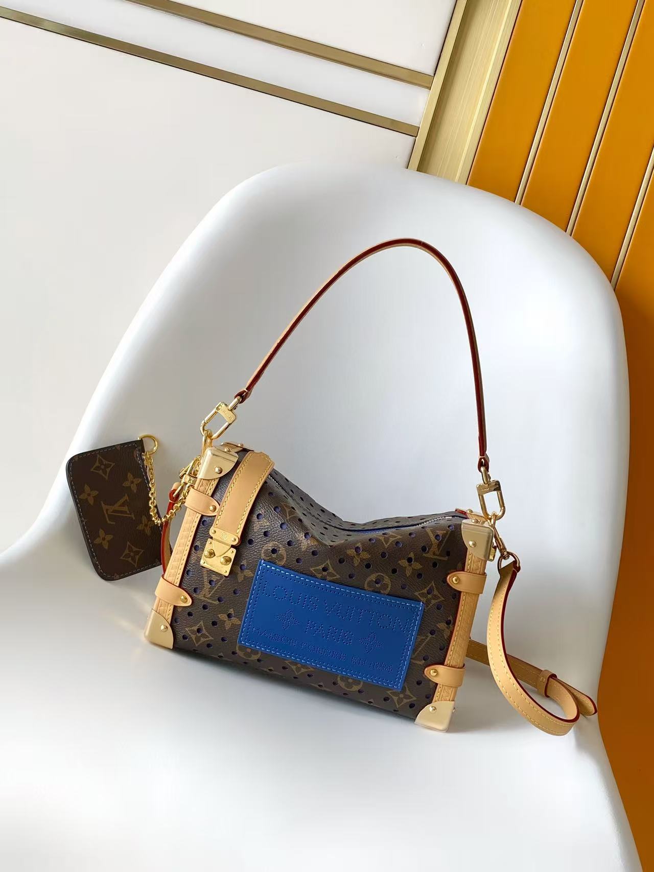 M28490 LV ide Trunk Medium handbag - 图片 2