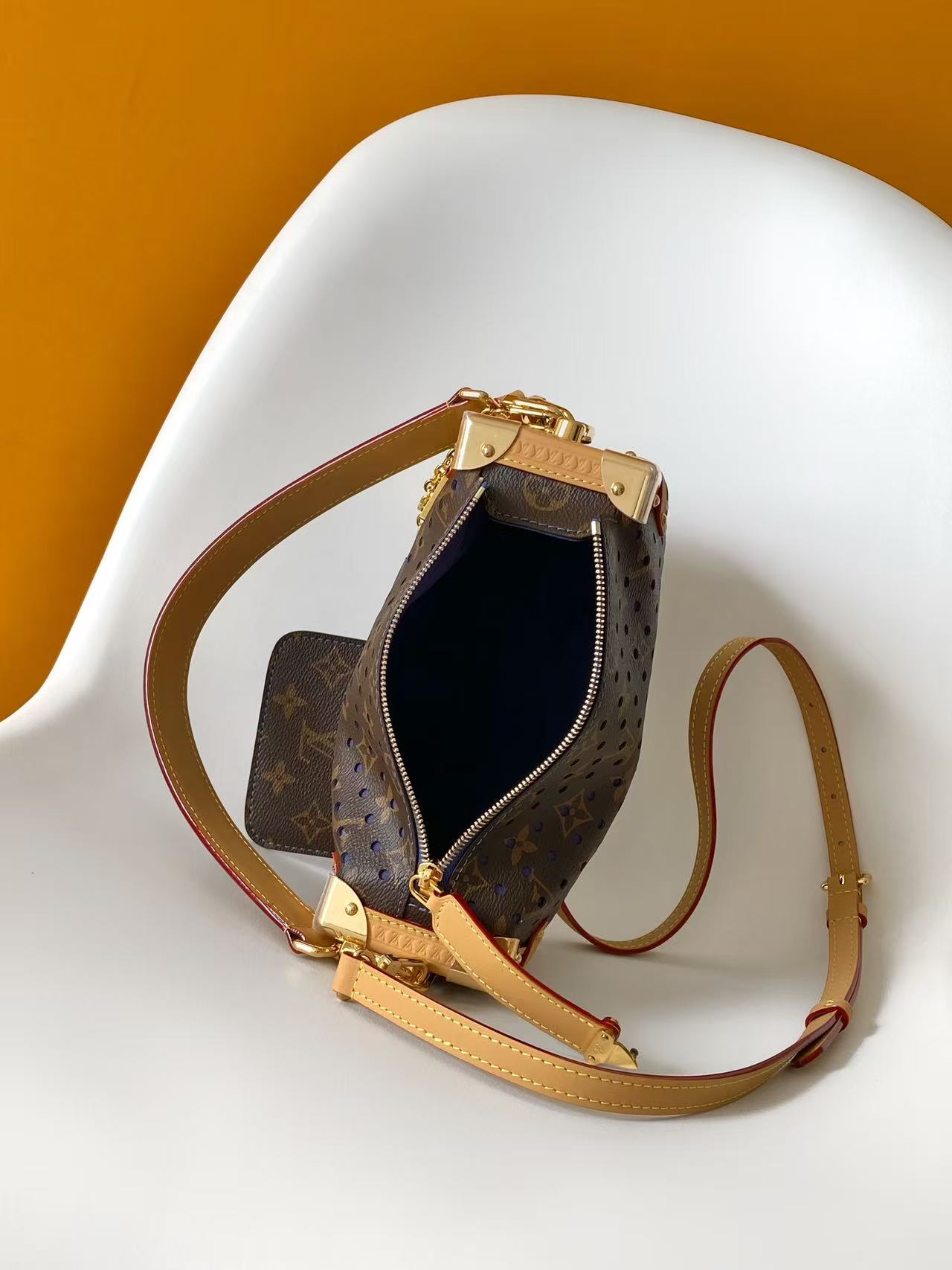 M28490 LV ide Trunk Medium handbag - 图片 9