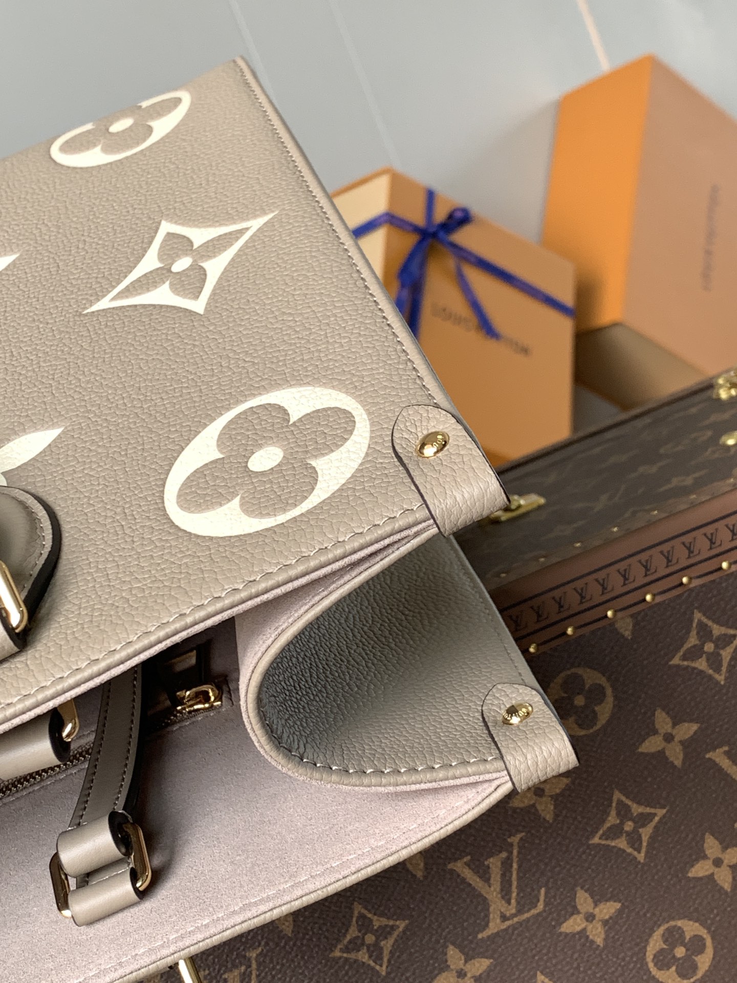 M45494 LV OnTheGo medium handbag - 图片 7