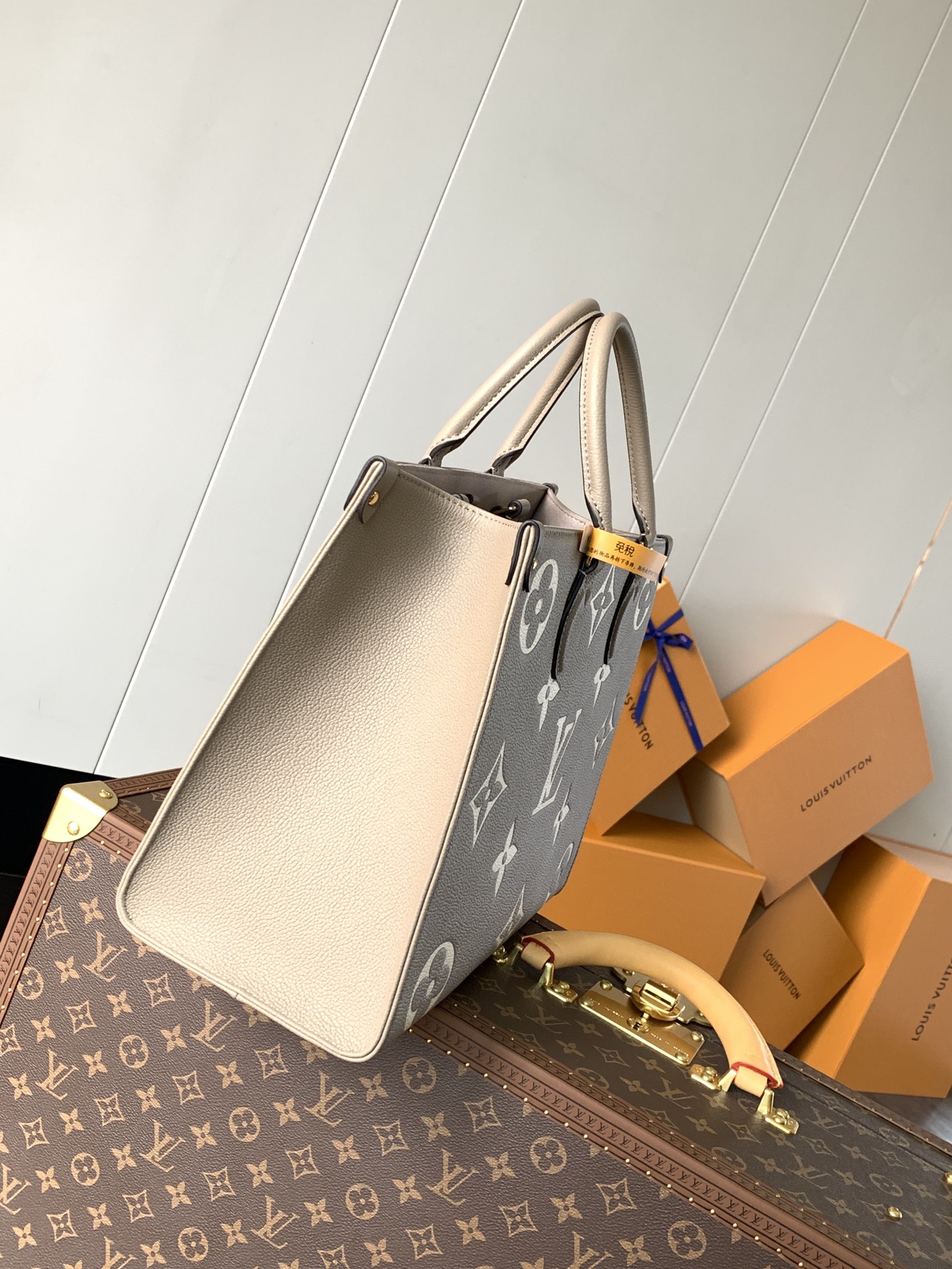 M45494 LV OnTheGo medium handbag - 图片 8