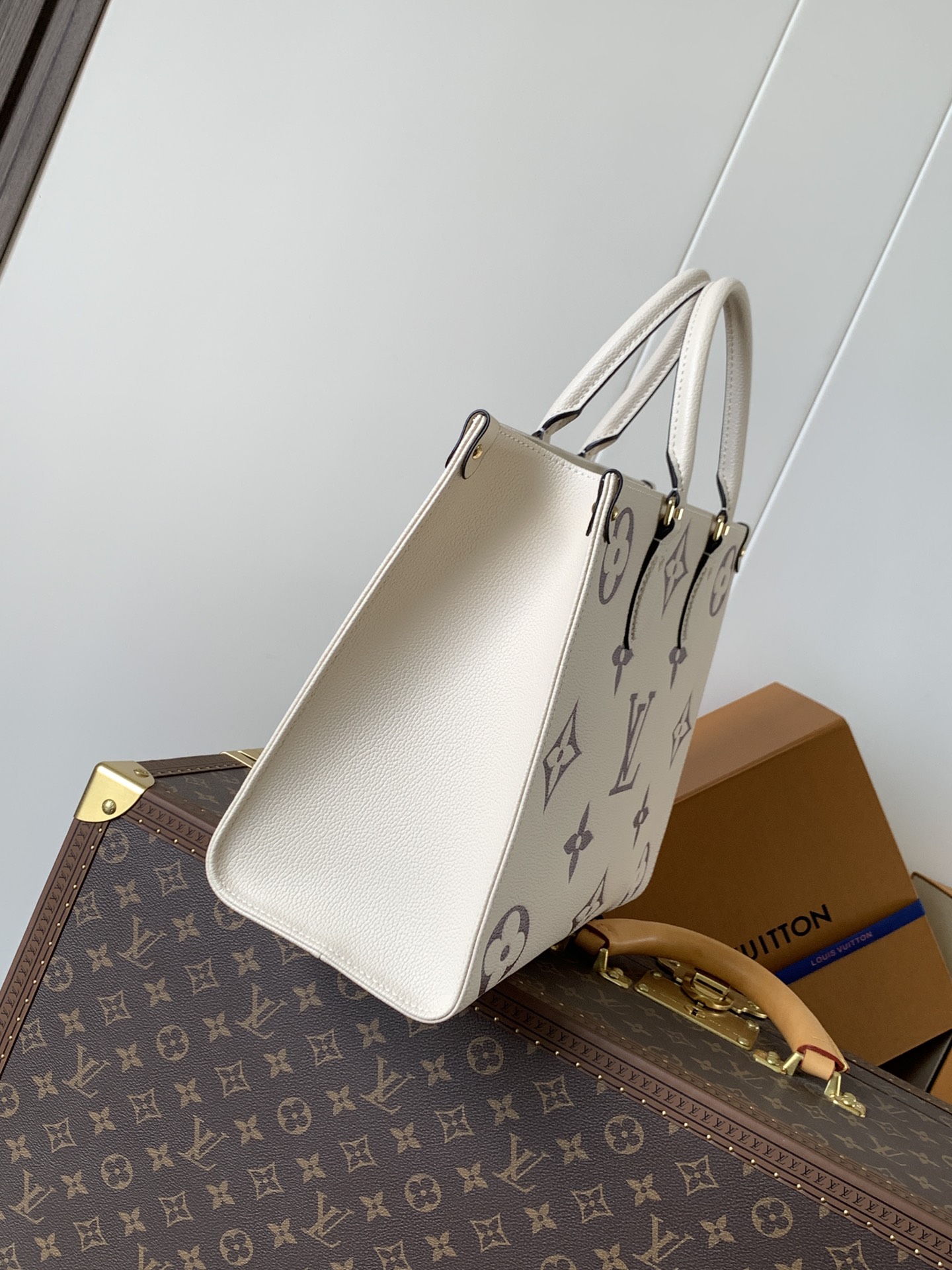 M45496 LV OnTheGo medium handbag - 图片 4