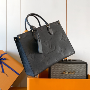 M45595 LV OnTheGo medium handbag