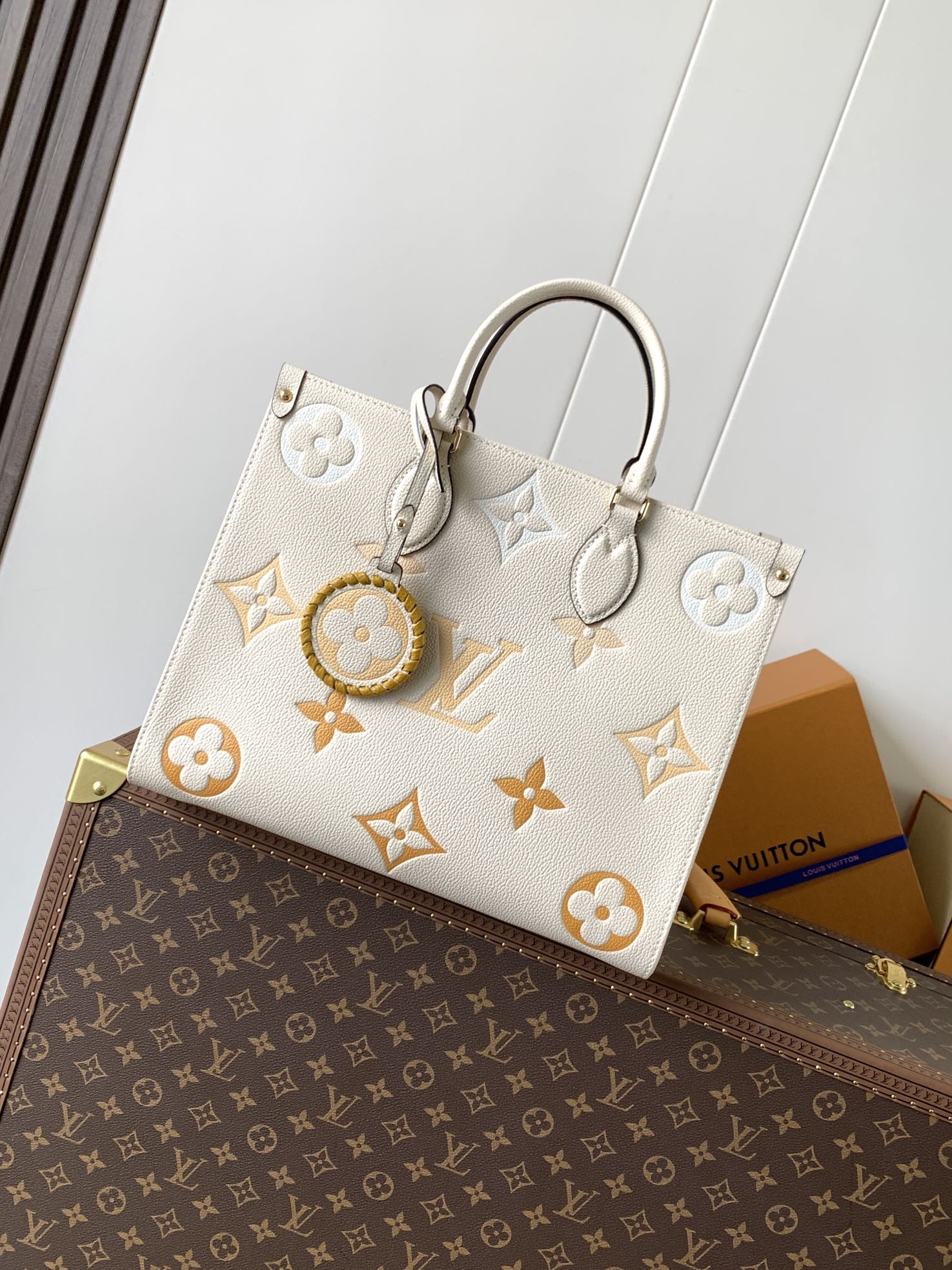 M45717 LV OnTheGo medium handbag - 图片 3
