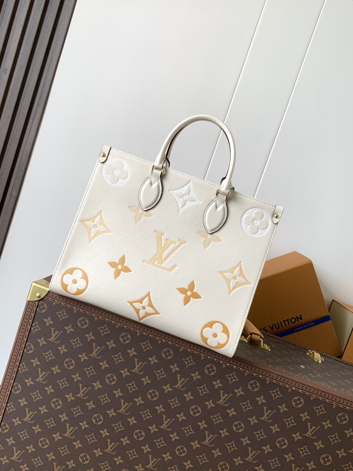 M45717 LV OnTheGo medium handbag - 图片 5