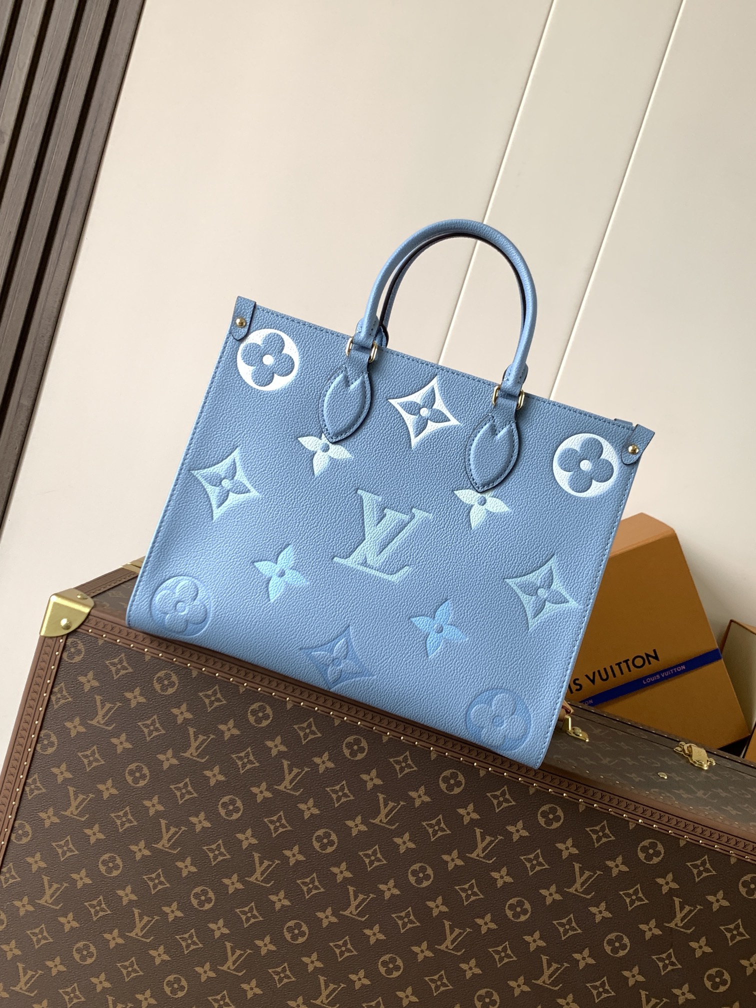 M45718 LV OnTheGo medium handbag - 图片 4