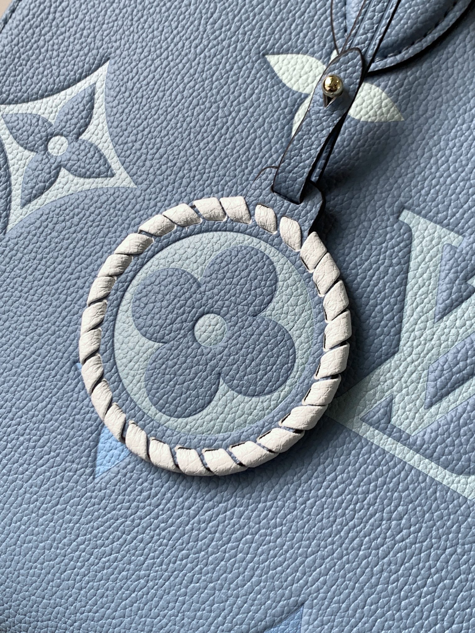 M45718 LV OnTheGo medium handbag - 图片 6