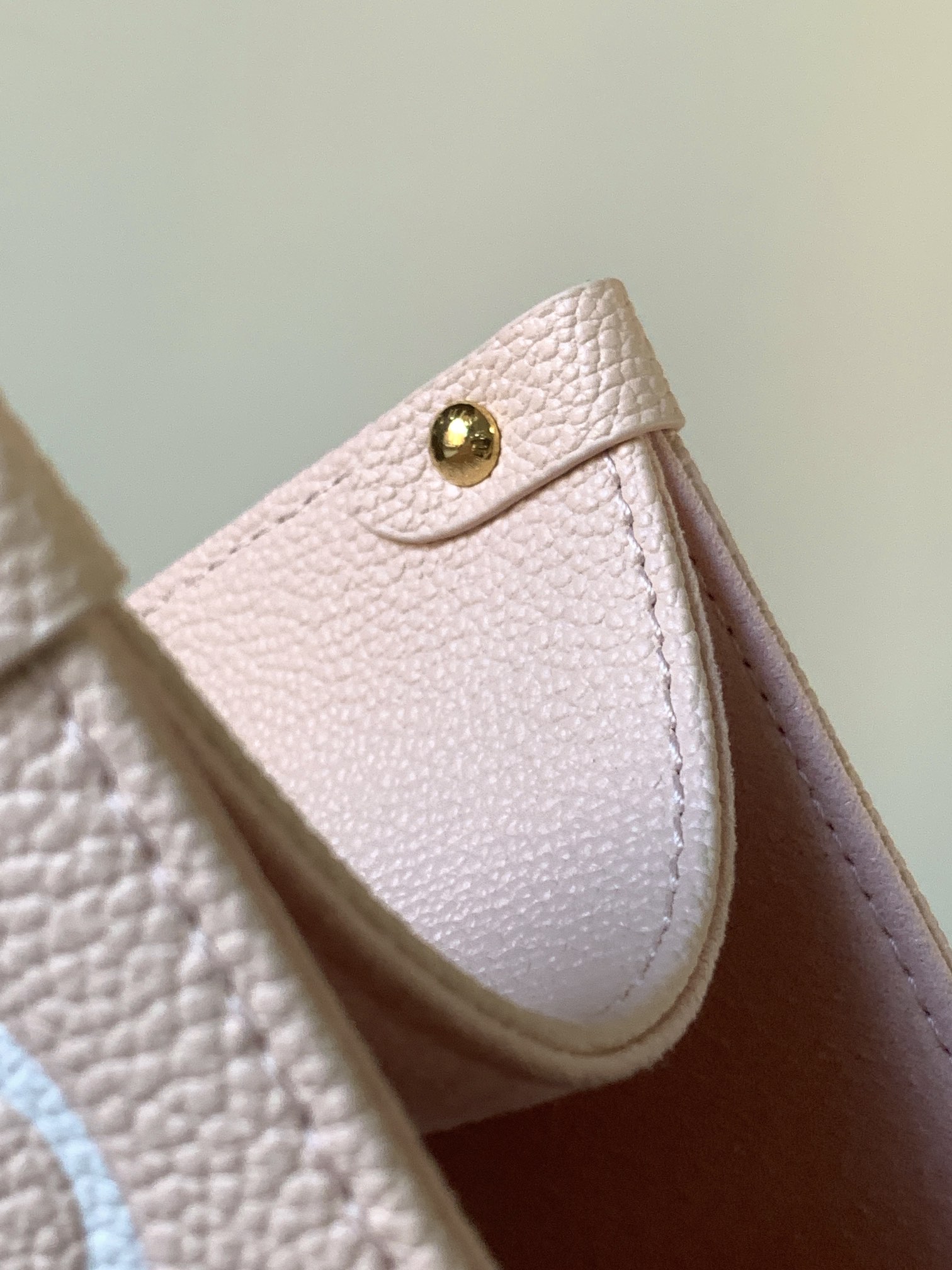 M45719 LV OnTheGo medium handbag - 图片 9
