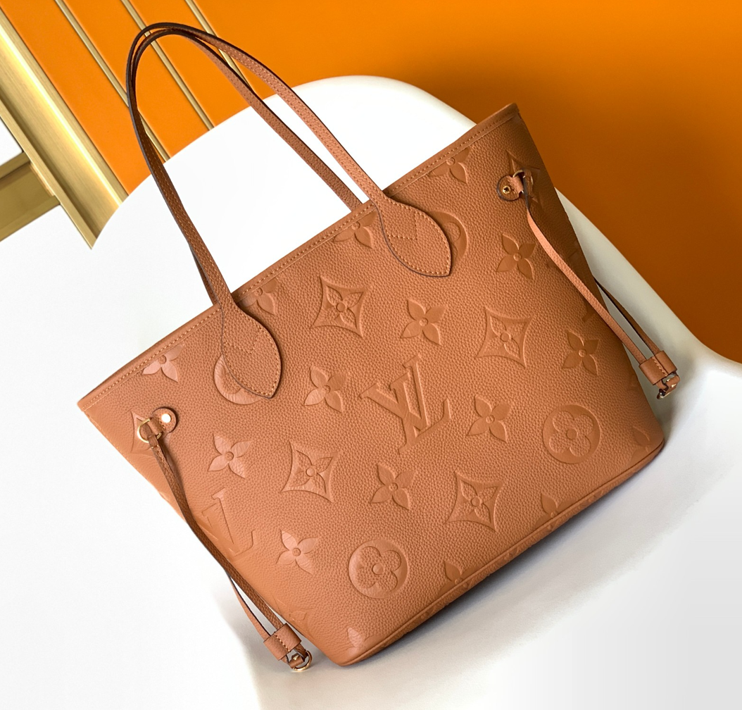M46135 LV Neverfull Medium Shopping Bag