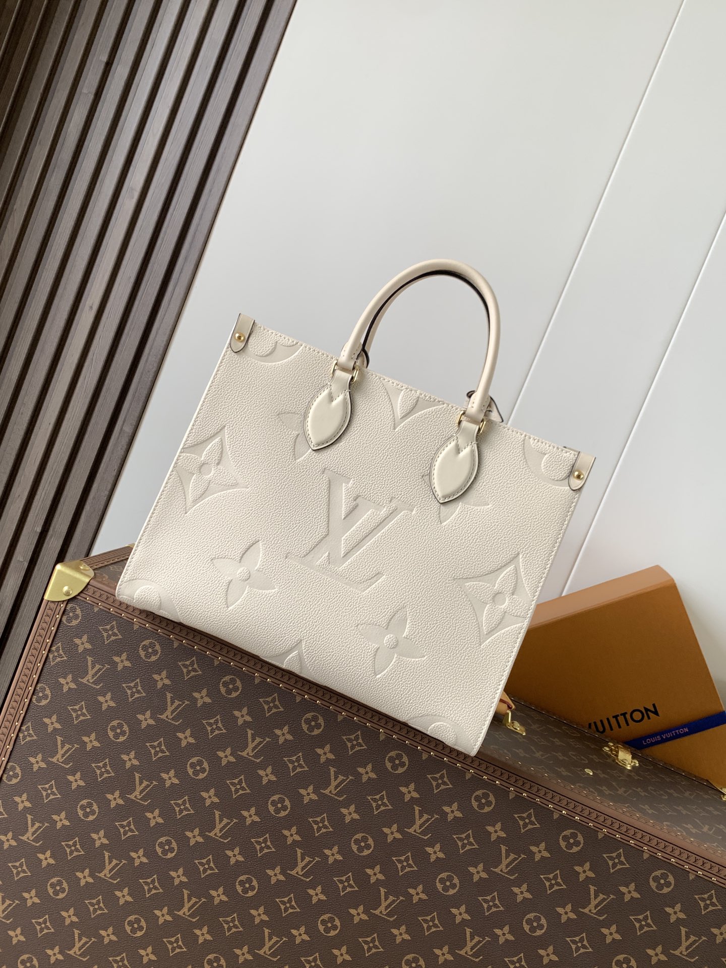 M46531 LV OnTheGo medium handbag - 图片 6