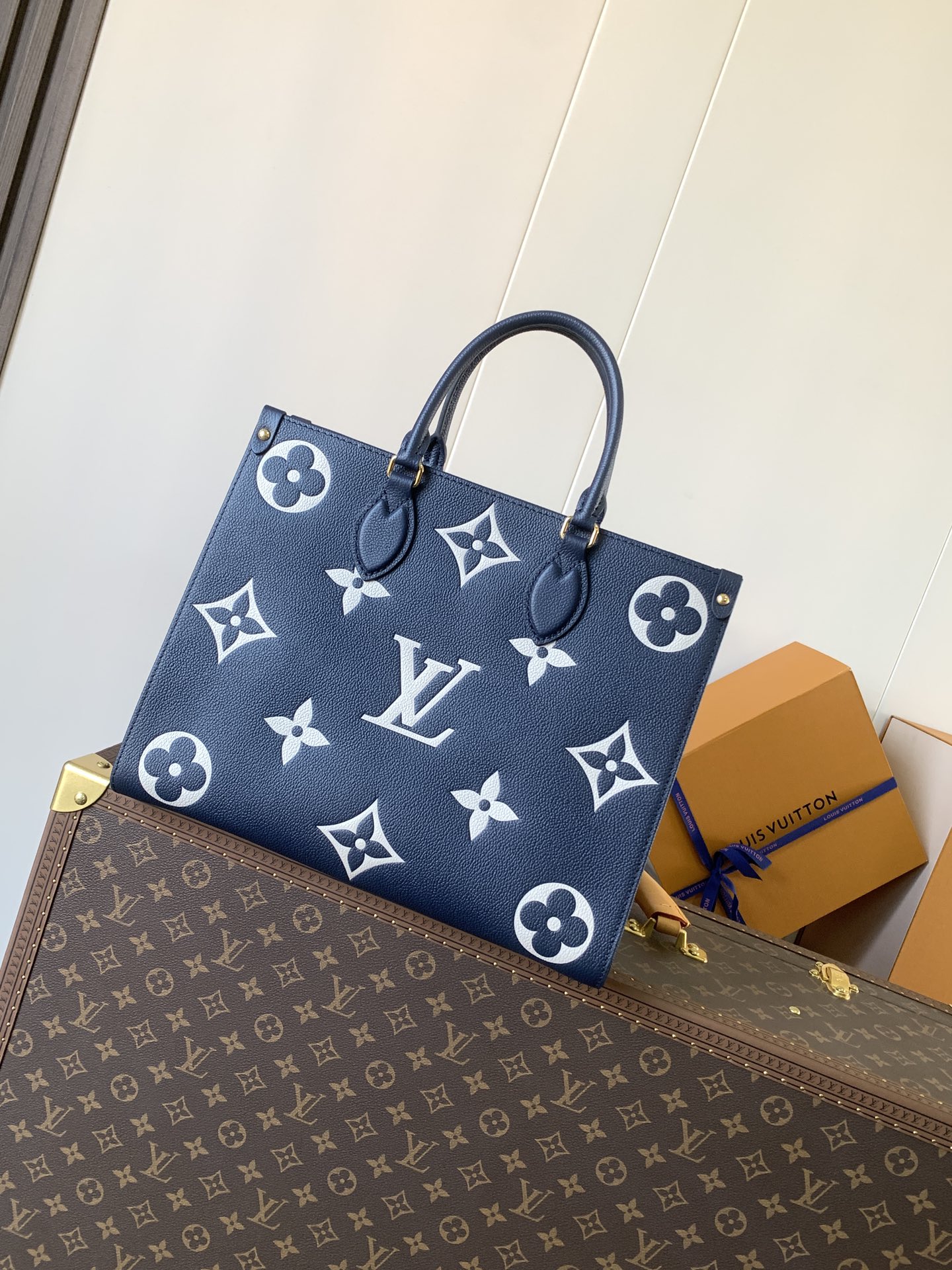 M47084 LV OnTheGo medium handbag - 图片 3