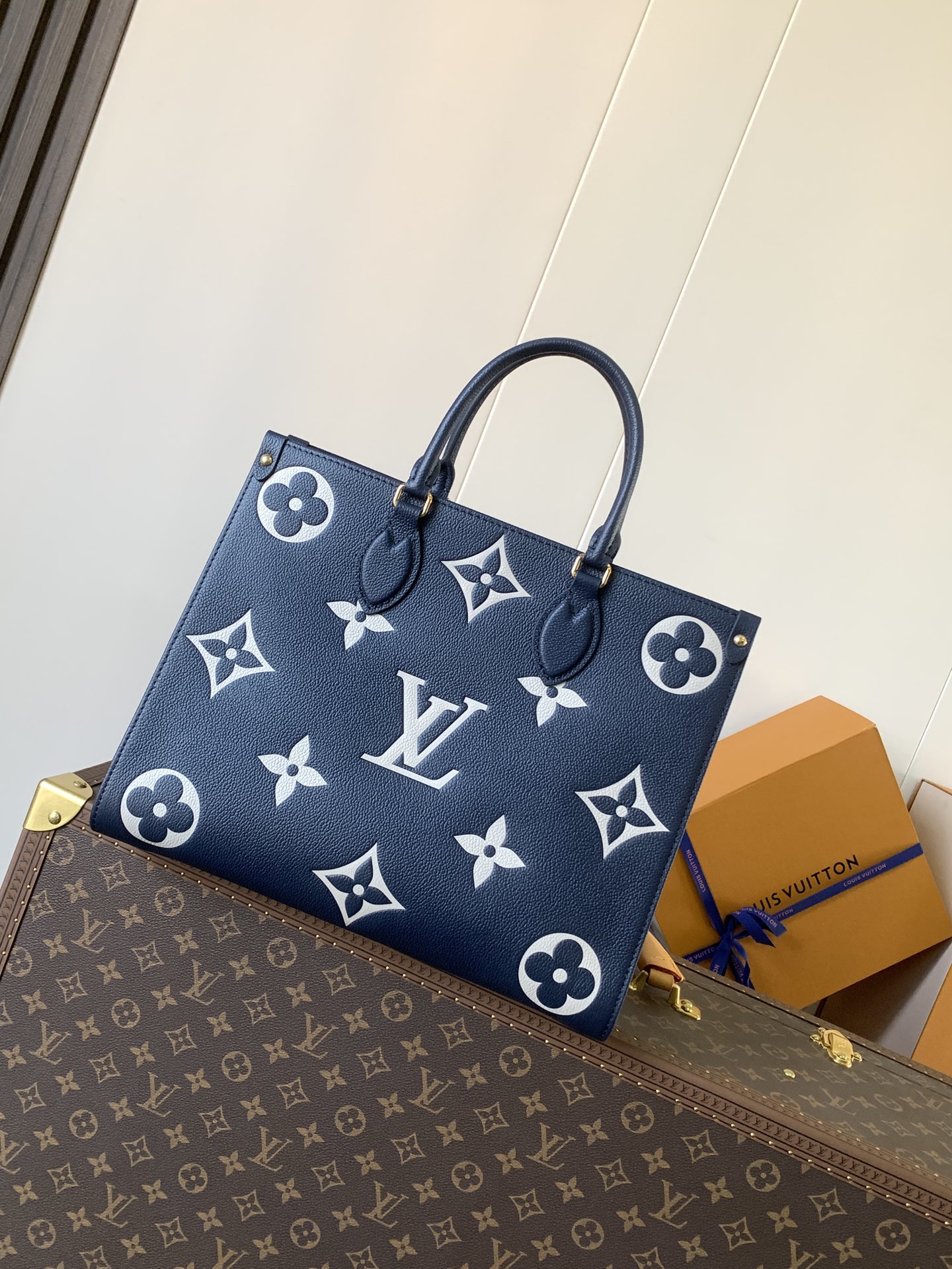 M47084 LV OnTheGo medium handbag - 图片 5