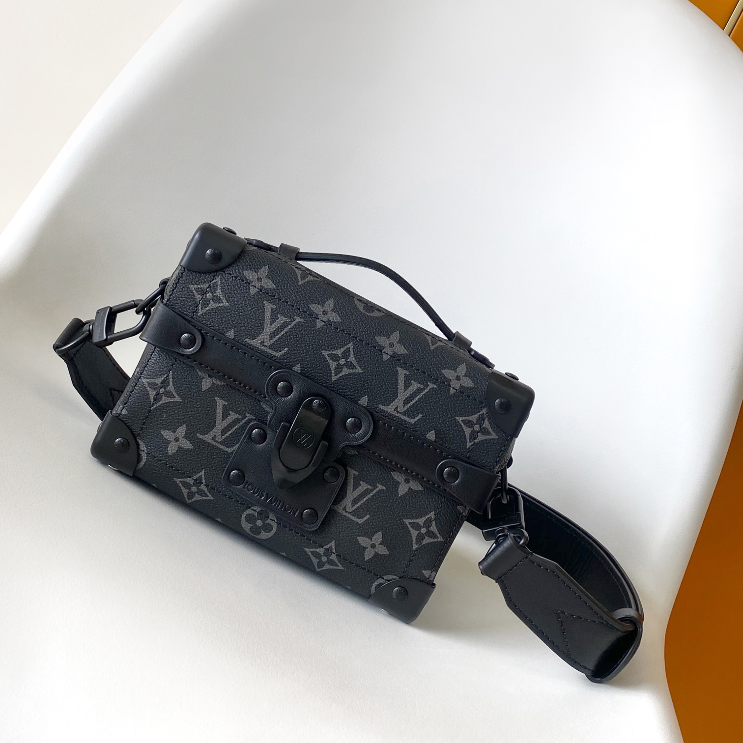 M11743 LV SOUL TRUNK