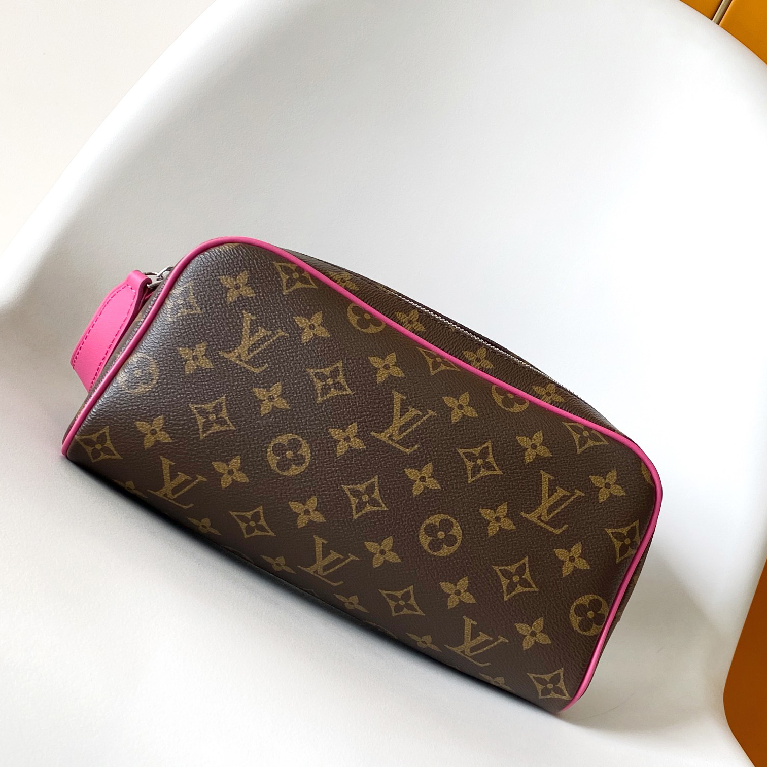 M12641 LV DOPP KIT Toiletry Bag
