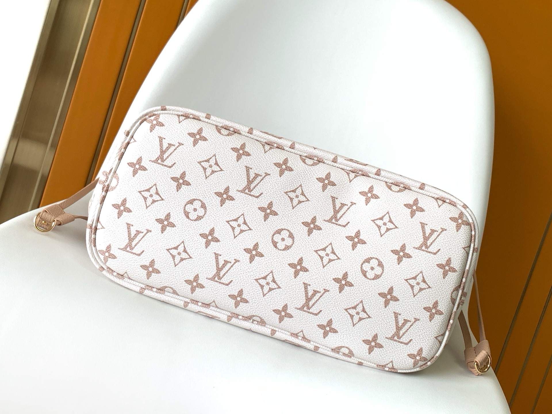 M25665 LV Neverfull Inside Out medium-sized gloves - 图片 3