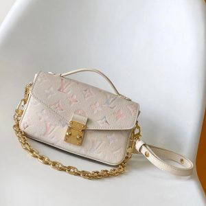 M25682 LV Pochette Métis East West handbag