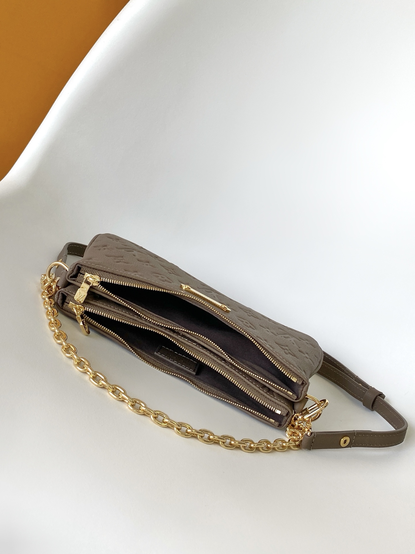 M25816 LV Liv Pochette - 图片 9
