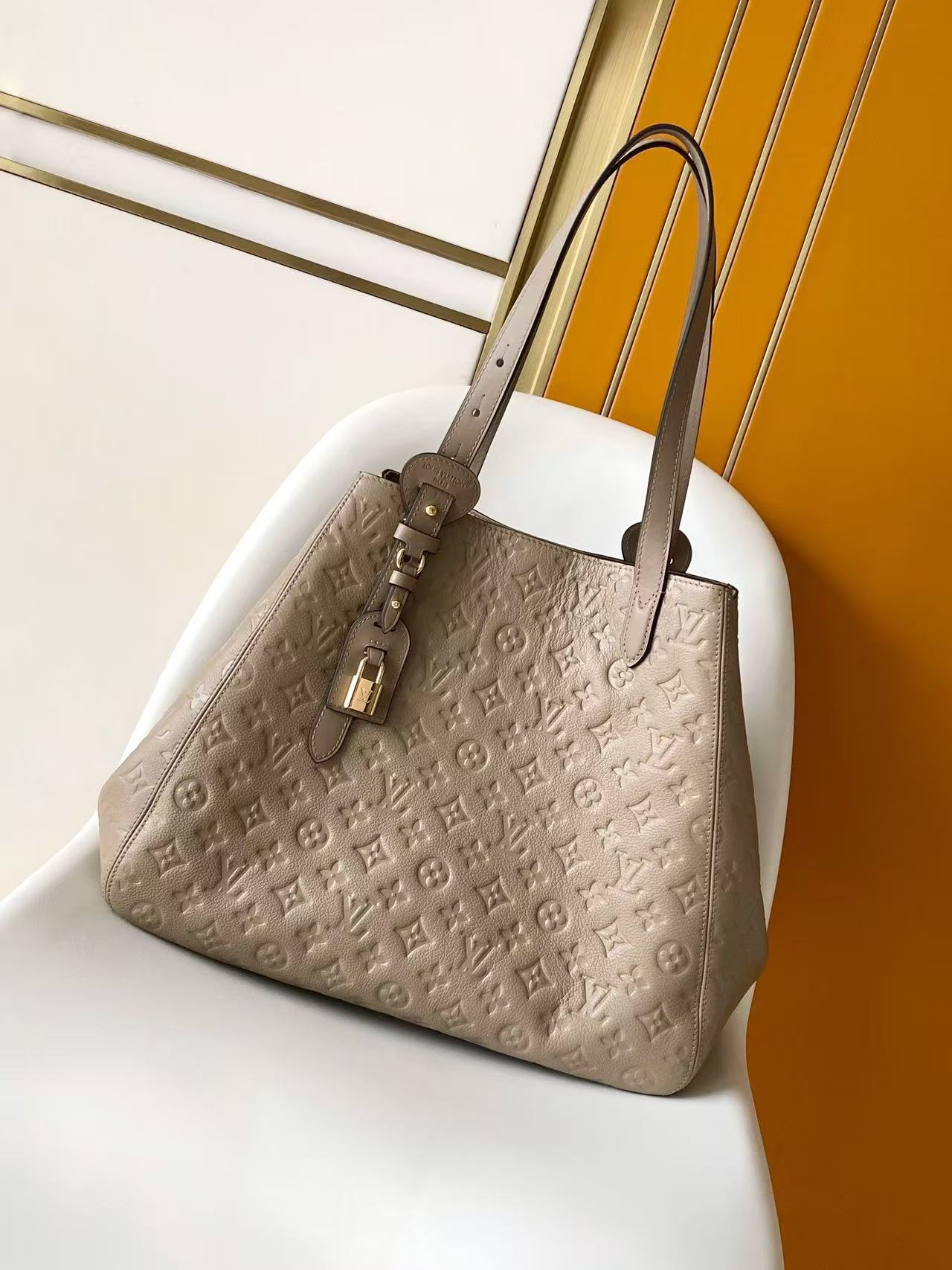 M25889 LV ALL IN ONE Medium Handbag - 图片 3