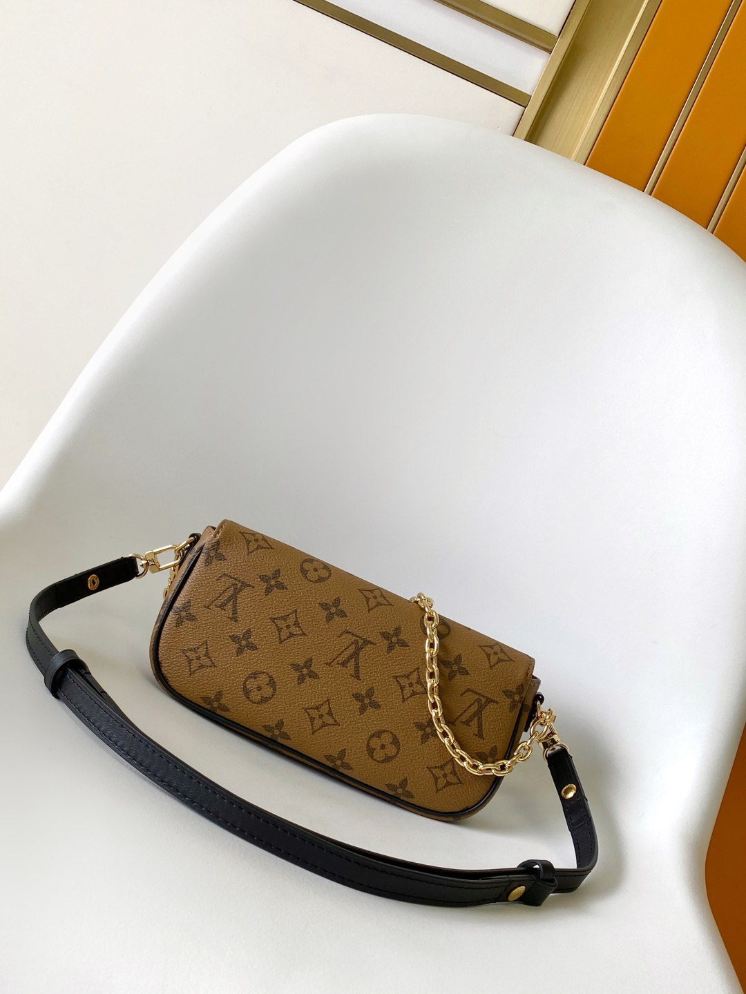 M26587 LV WALLET ON CHAIN IVY - 图片 6