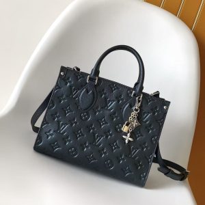 M27042 LV OnTheGo Tote