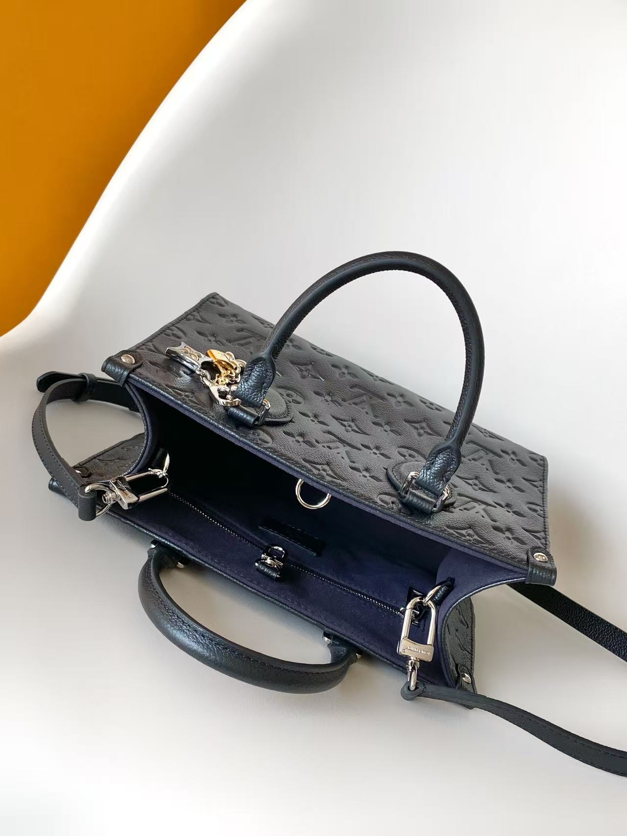 M27042 LV OnTheGo Tote - 图片 4