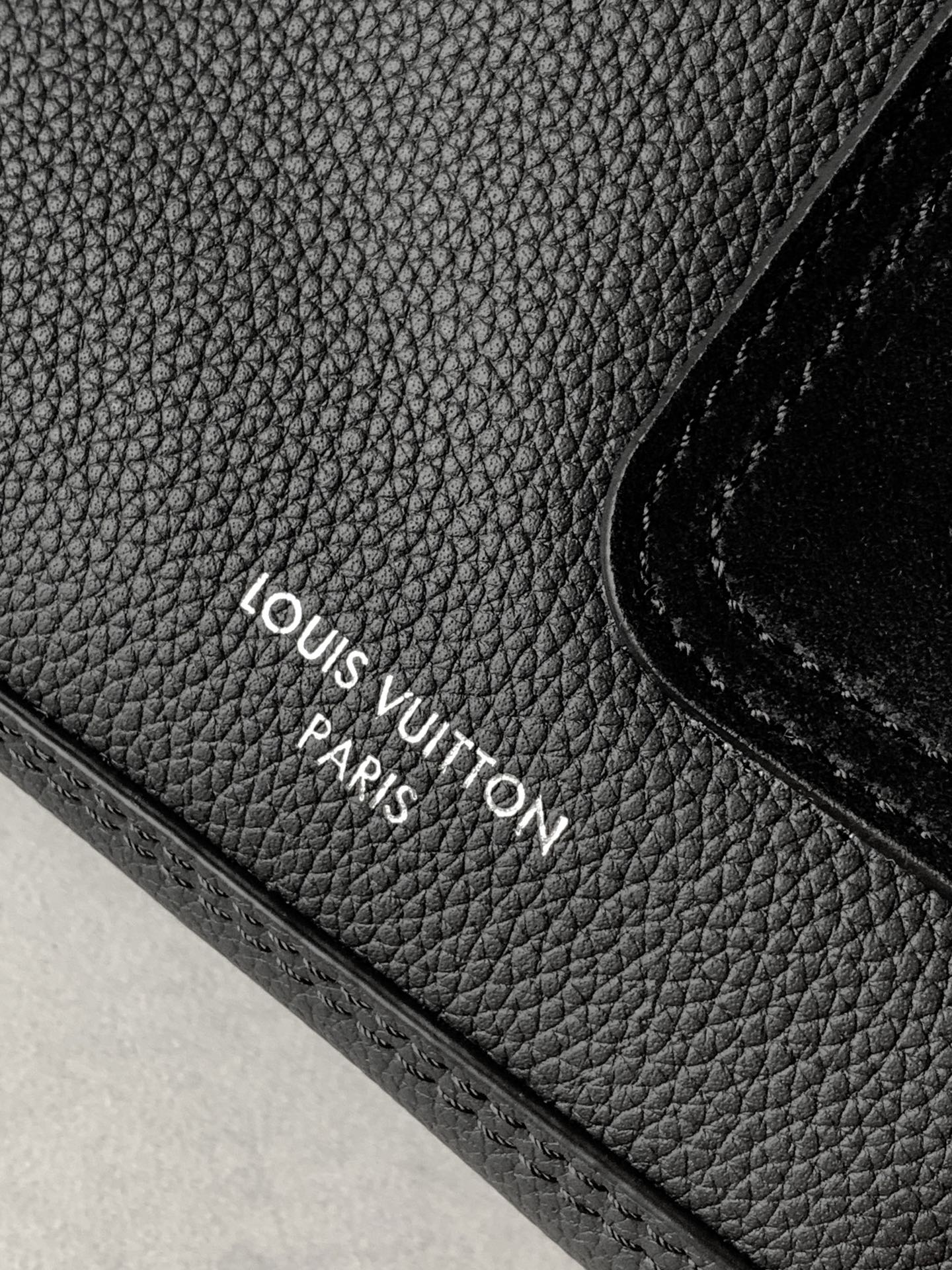 M27060 LV Delta shoulder bag - 图片 6