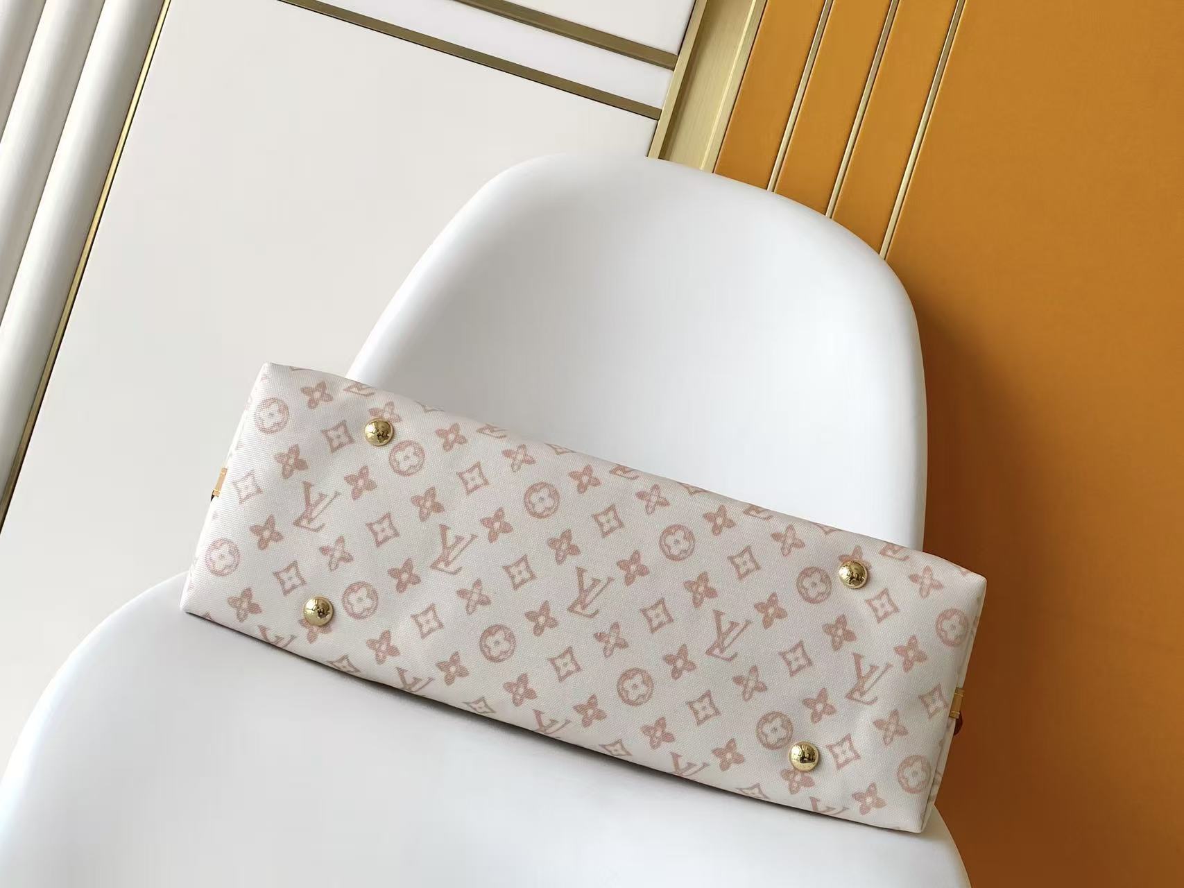 M27948 LV CARRYALL Medium Handbag - 图片 4