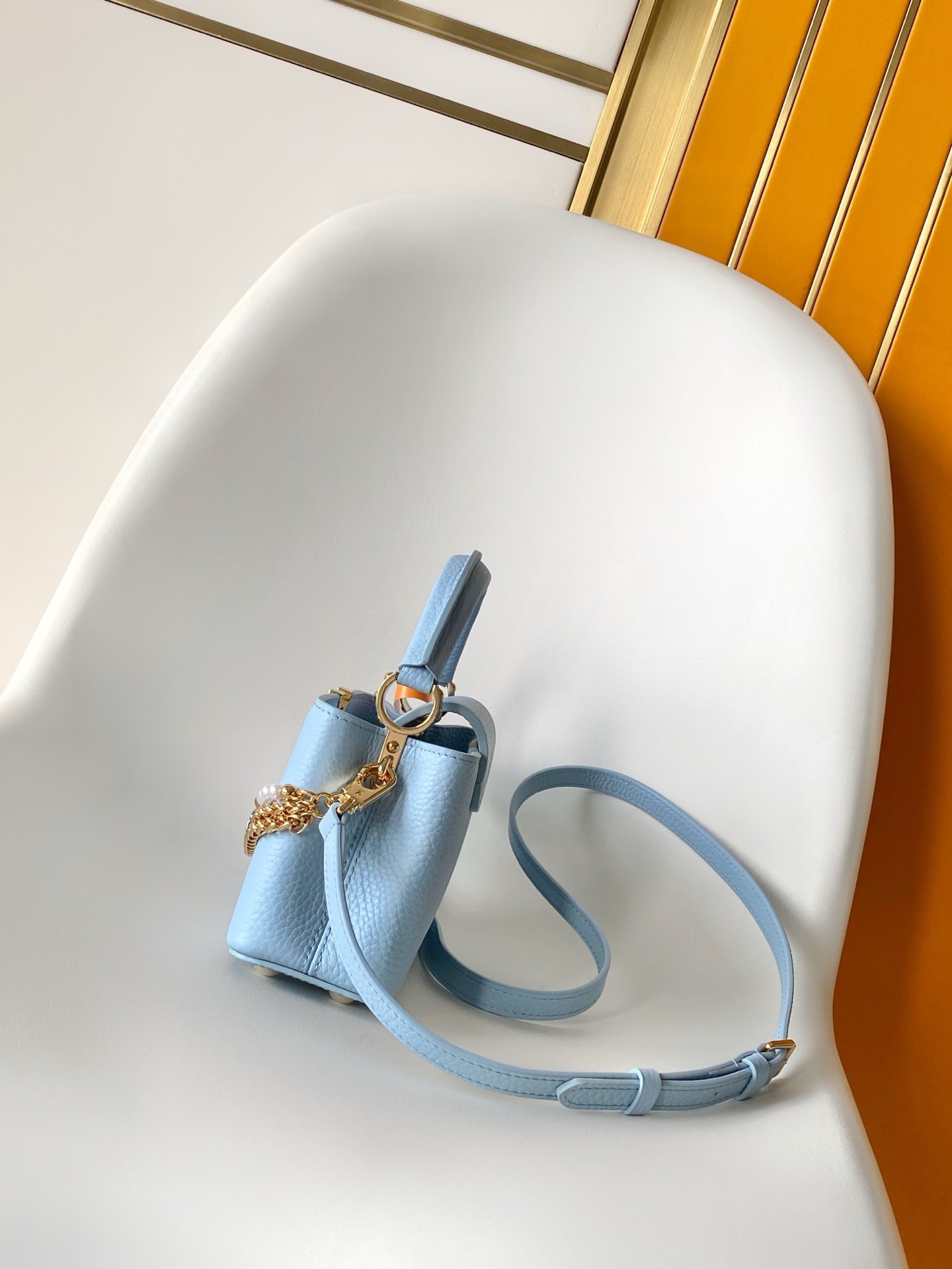 M28199 LV Capucines Mini Bag - 图片 9