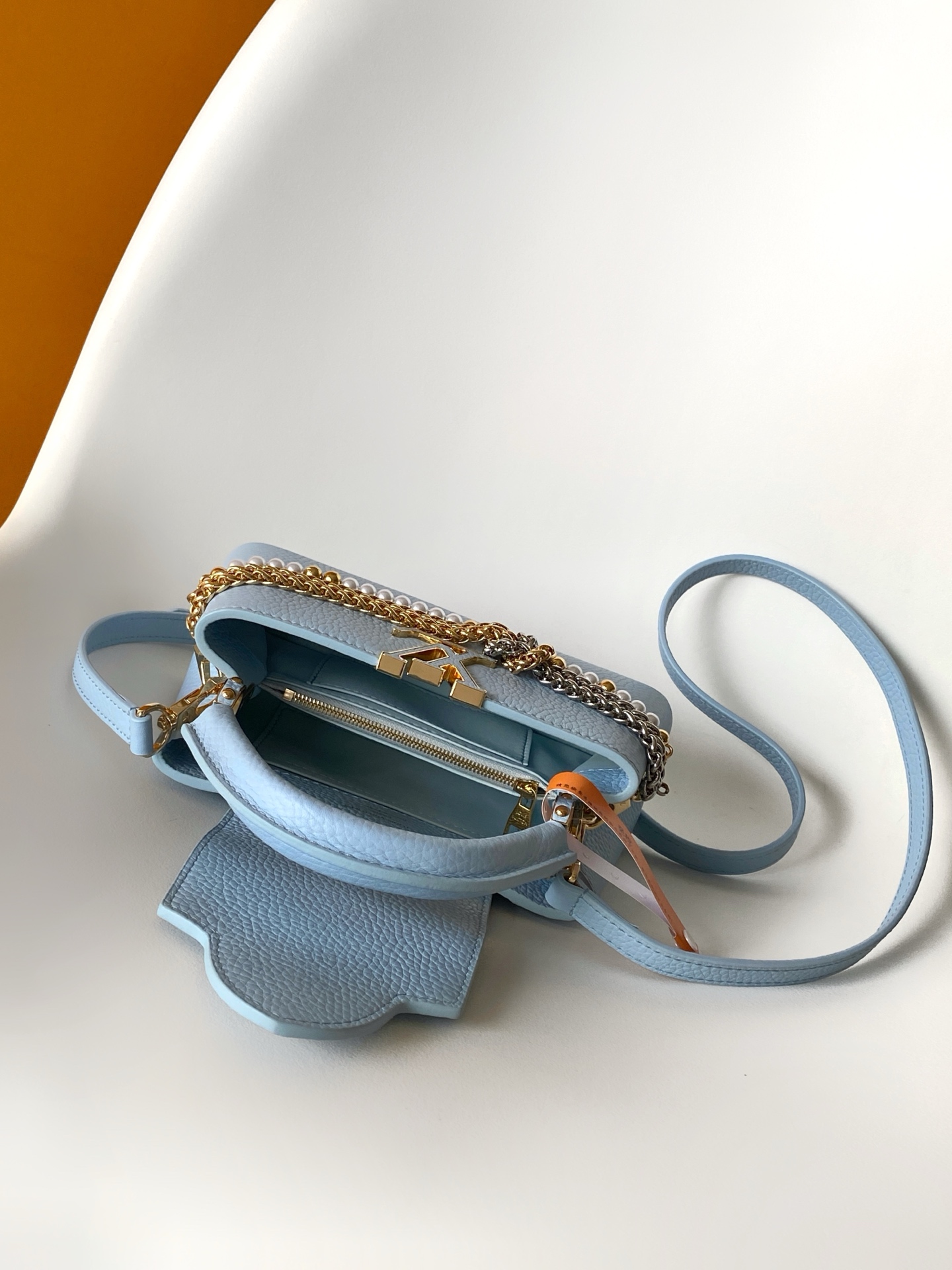 M28199 LV Capucines Mini Bag - 图片 4