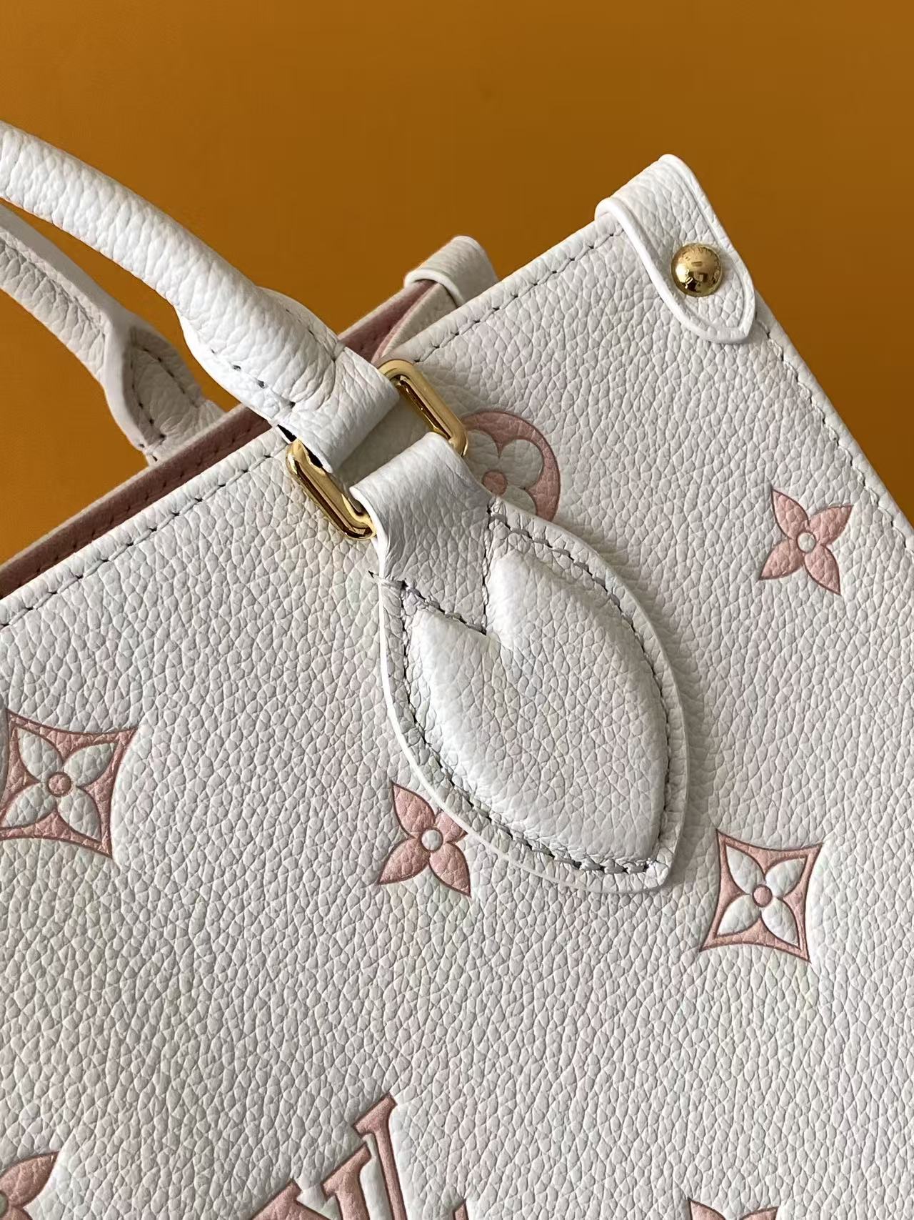 M28313 LV ONTHEGO Small Handbag - 图片 10