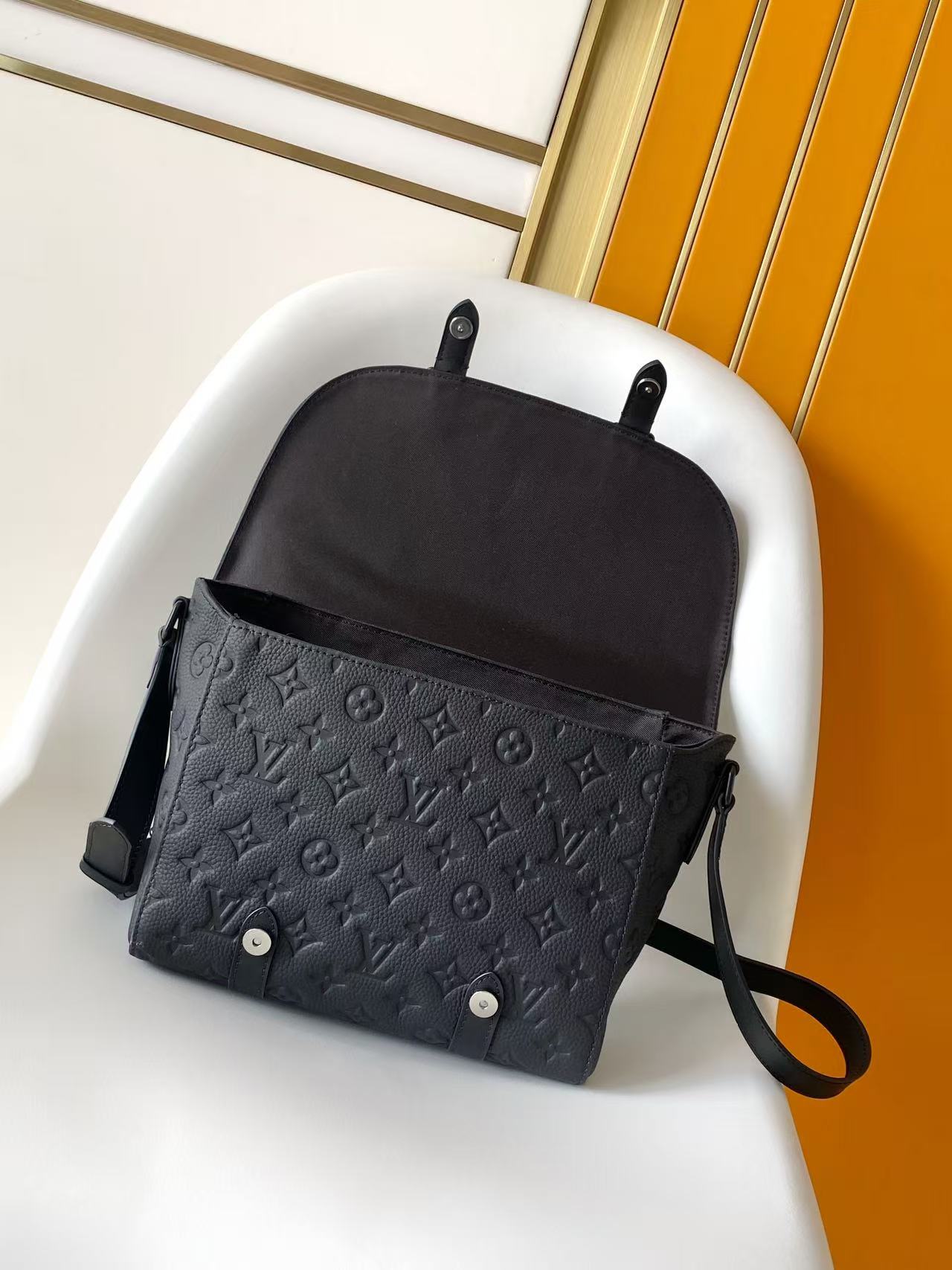 M28324 LV Christopher messenger bag - 图片 6