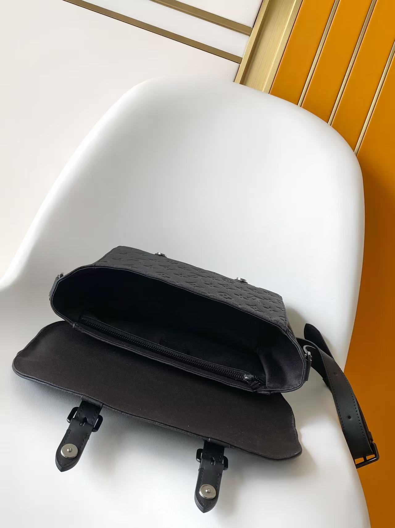M28324 LV Christopher messenger bag - 图片 5