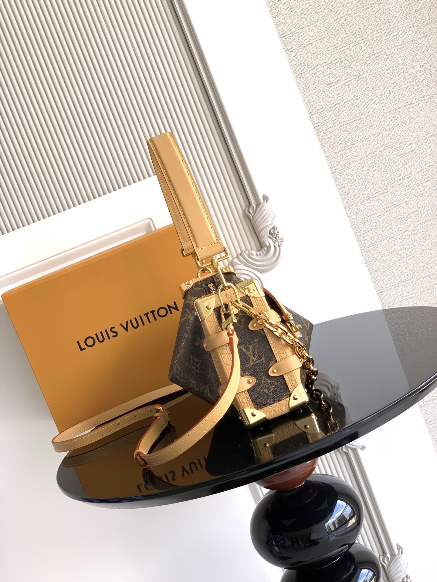 M28385 LV SIDE TRUNK EAST WEST Medium Handbag - 图片 6
