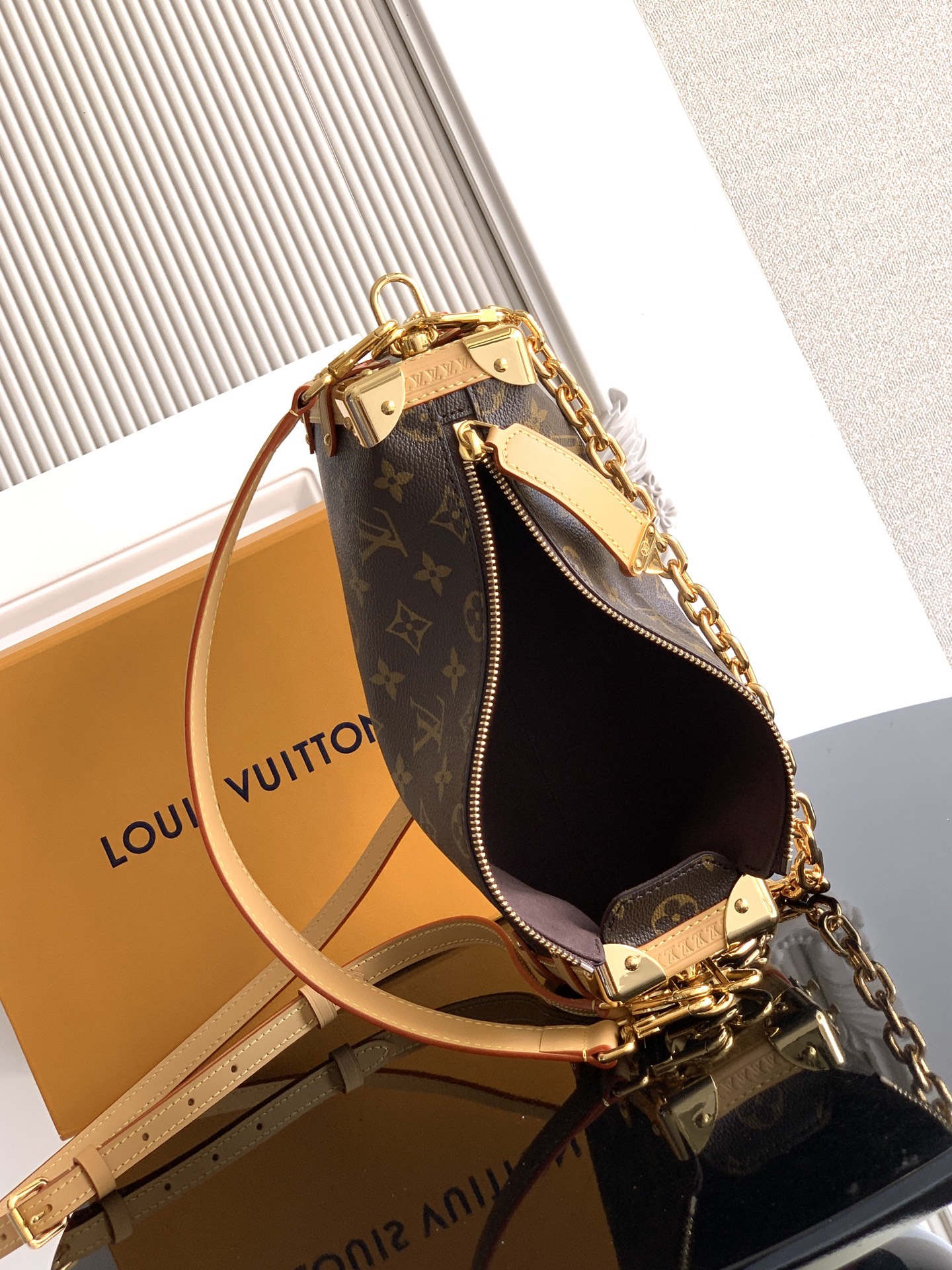M28385 LV SIDE TRUNK EAST WEST Medium Handbag - 图片 9
