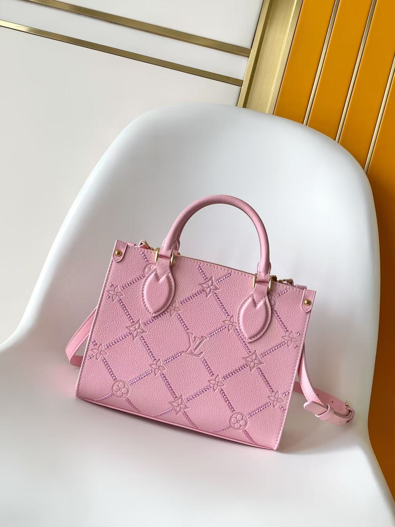 M28528 LV ONTHEGO Small Handbag - 图片 2