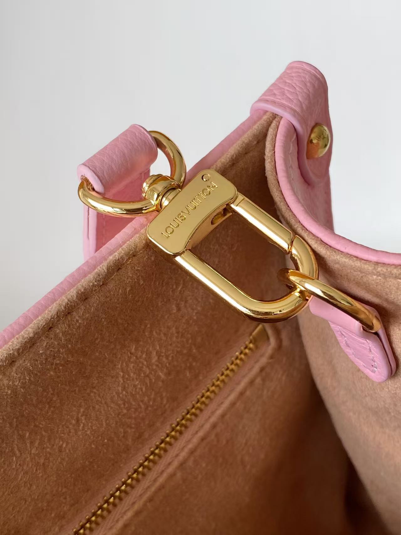 M28528 LV ONTHEGO Small Handbag - 图片 5