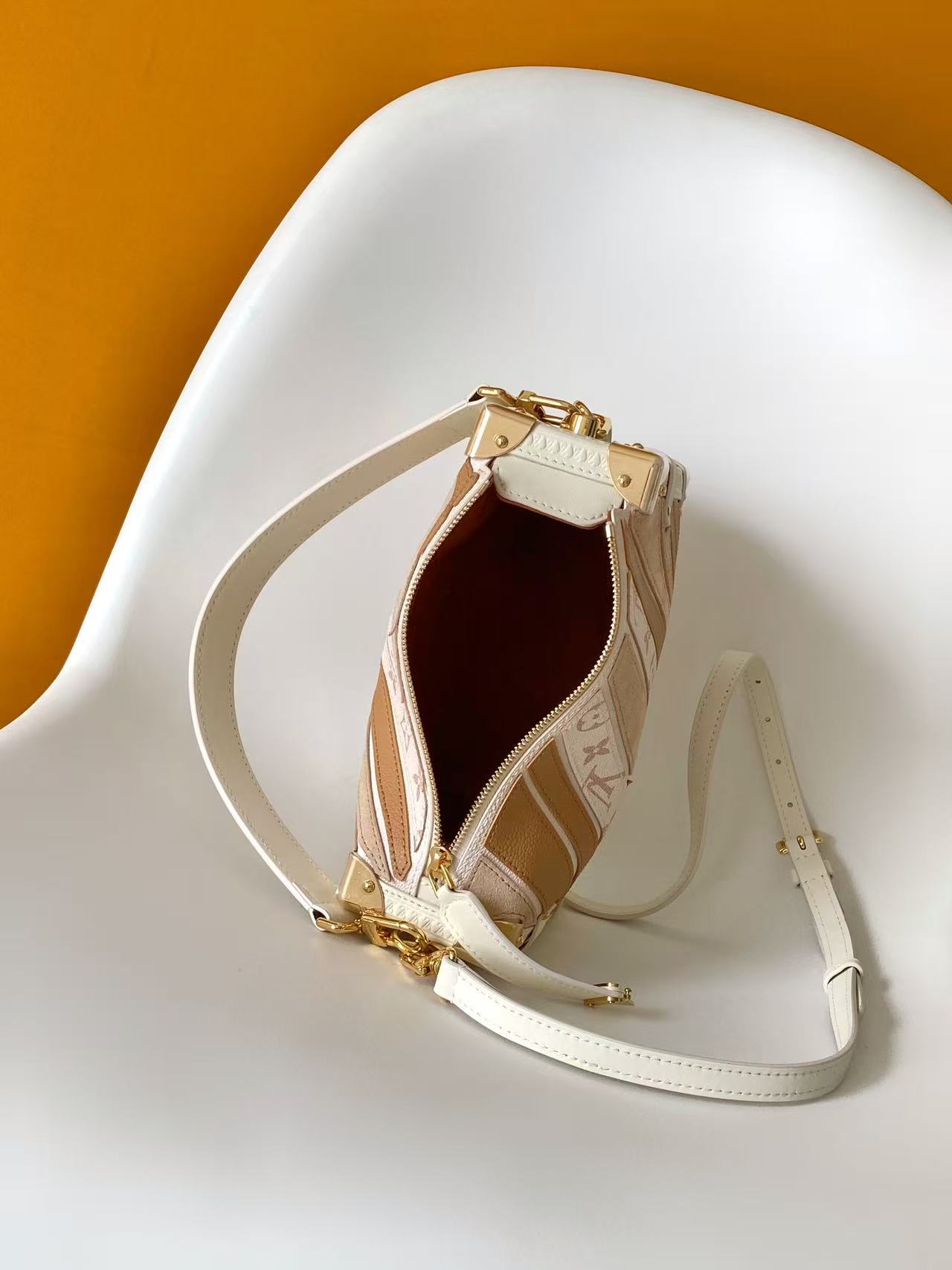 M29666 LV SIDE TRUNK Medium Handbag - 图片 8
