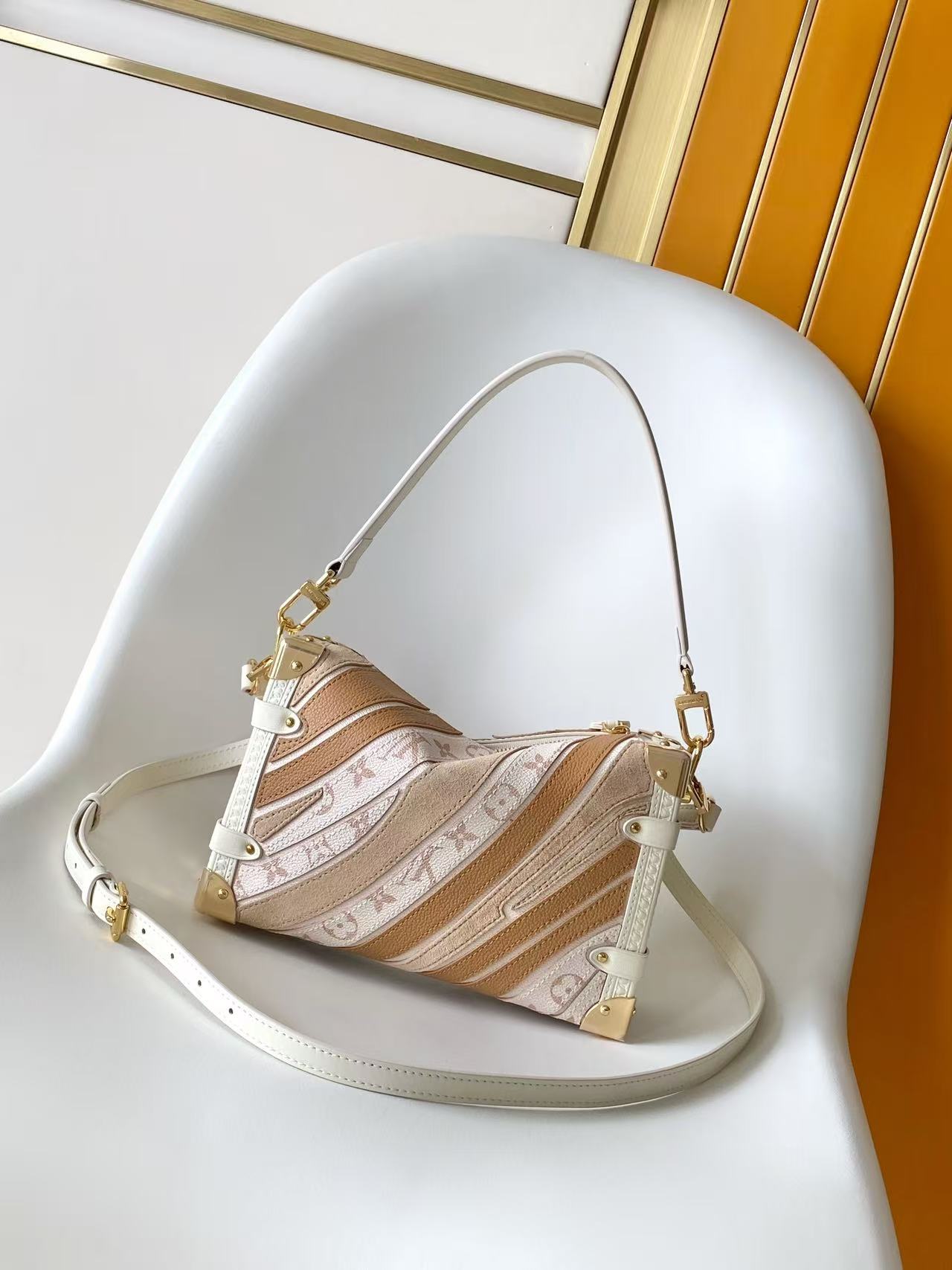 M29666 LV SIDE TRUNK Medium Handbag - 图片 6