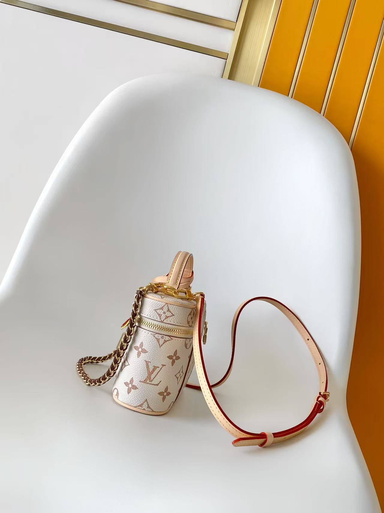 M29782 LV VANITY CHAIN POUCH - 图片 8