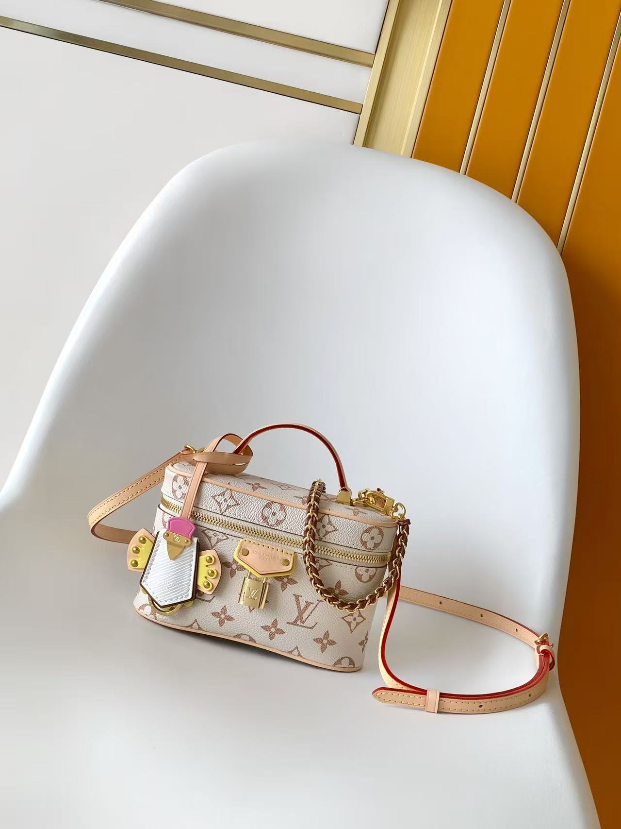 M29782 LV VANITY CHAIN POUCH - 图片 5